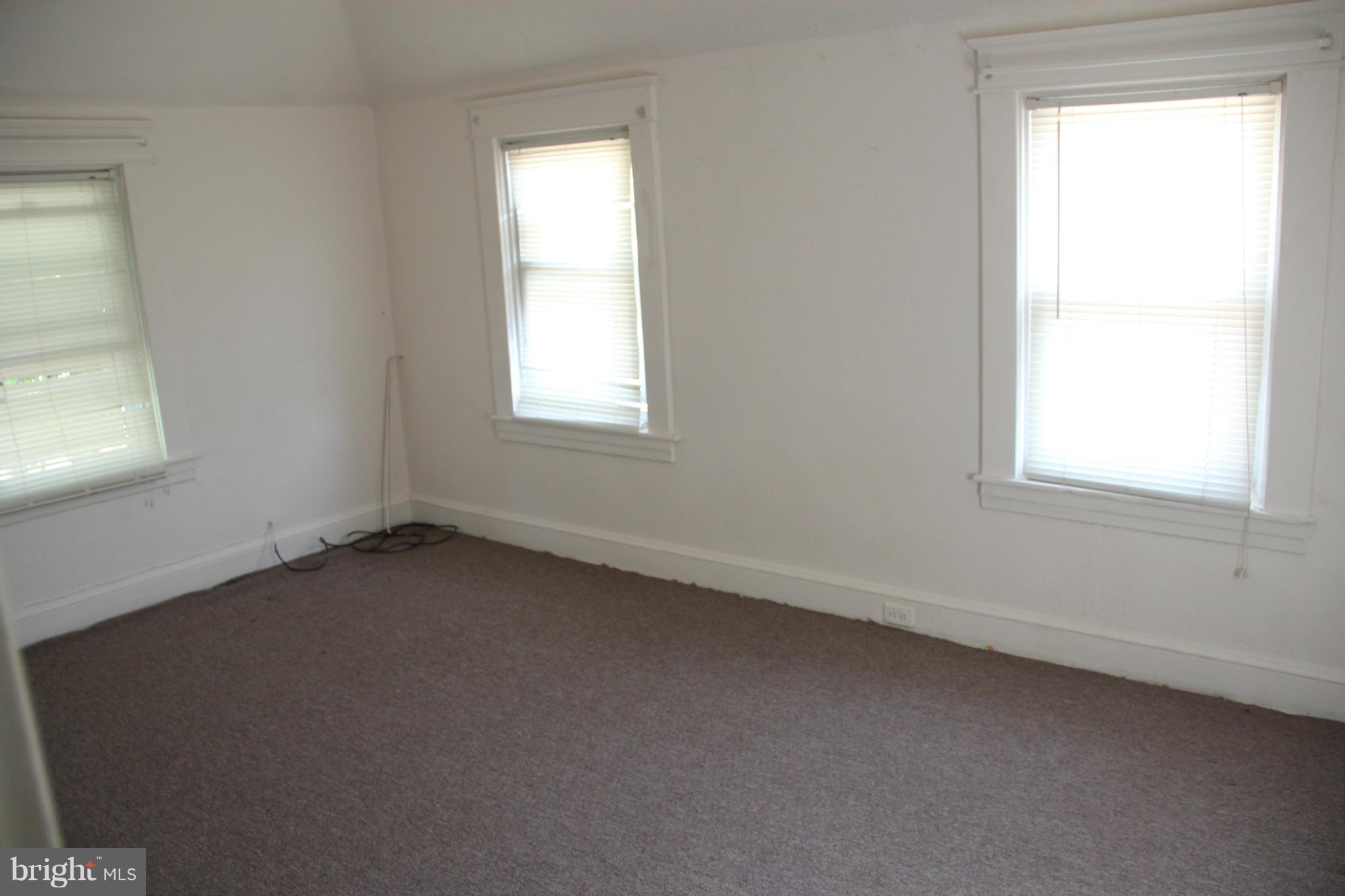 DISTRICT HEIGHTS - Residential Lease