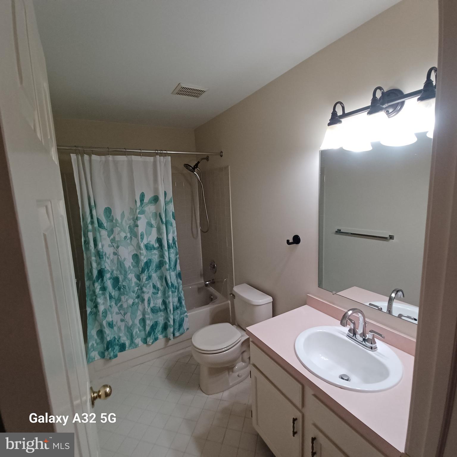 GLENNBROOK - Residential