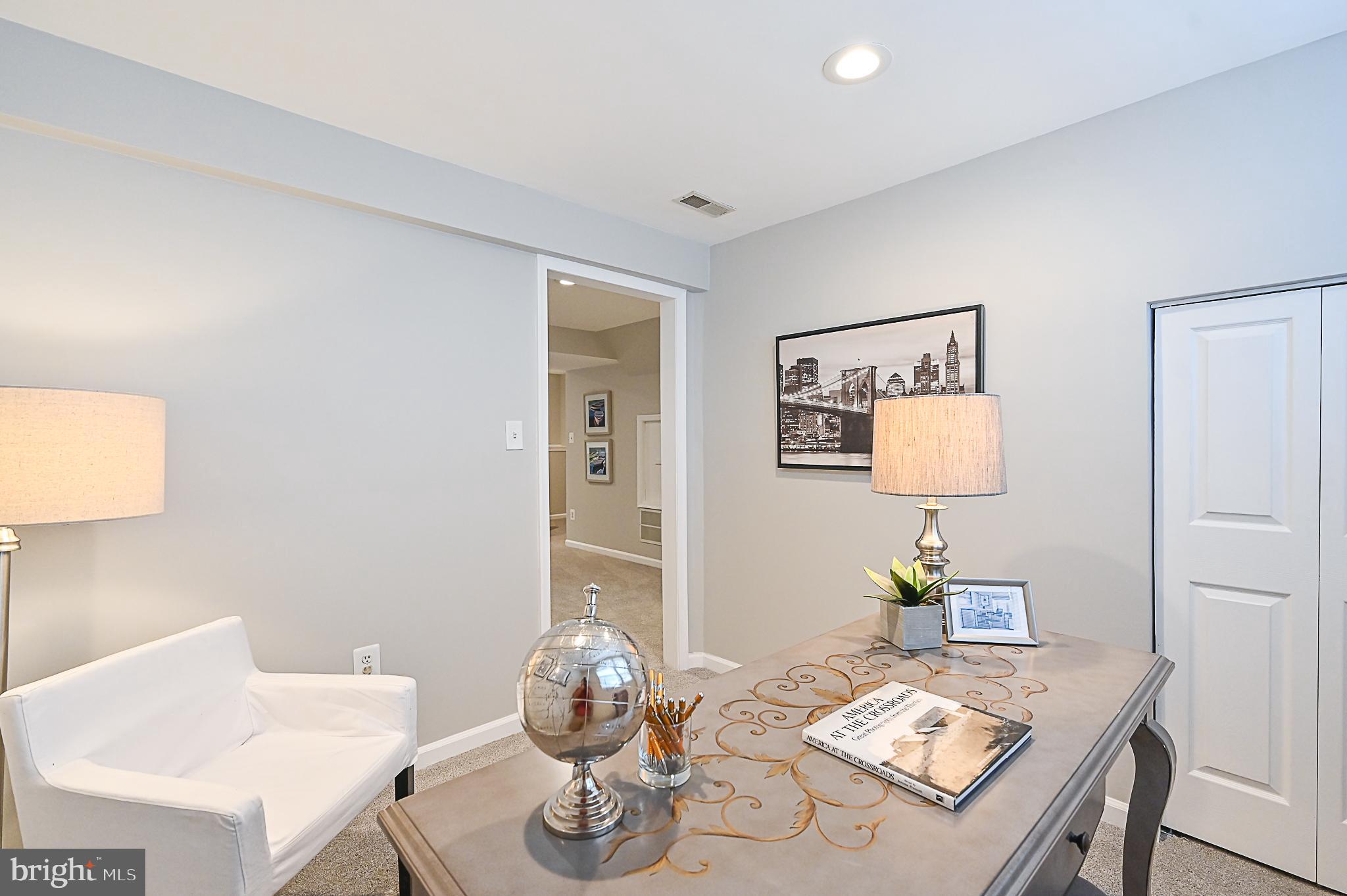 GREENWOOD - Residential Lease