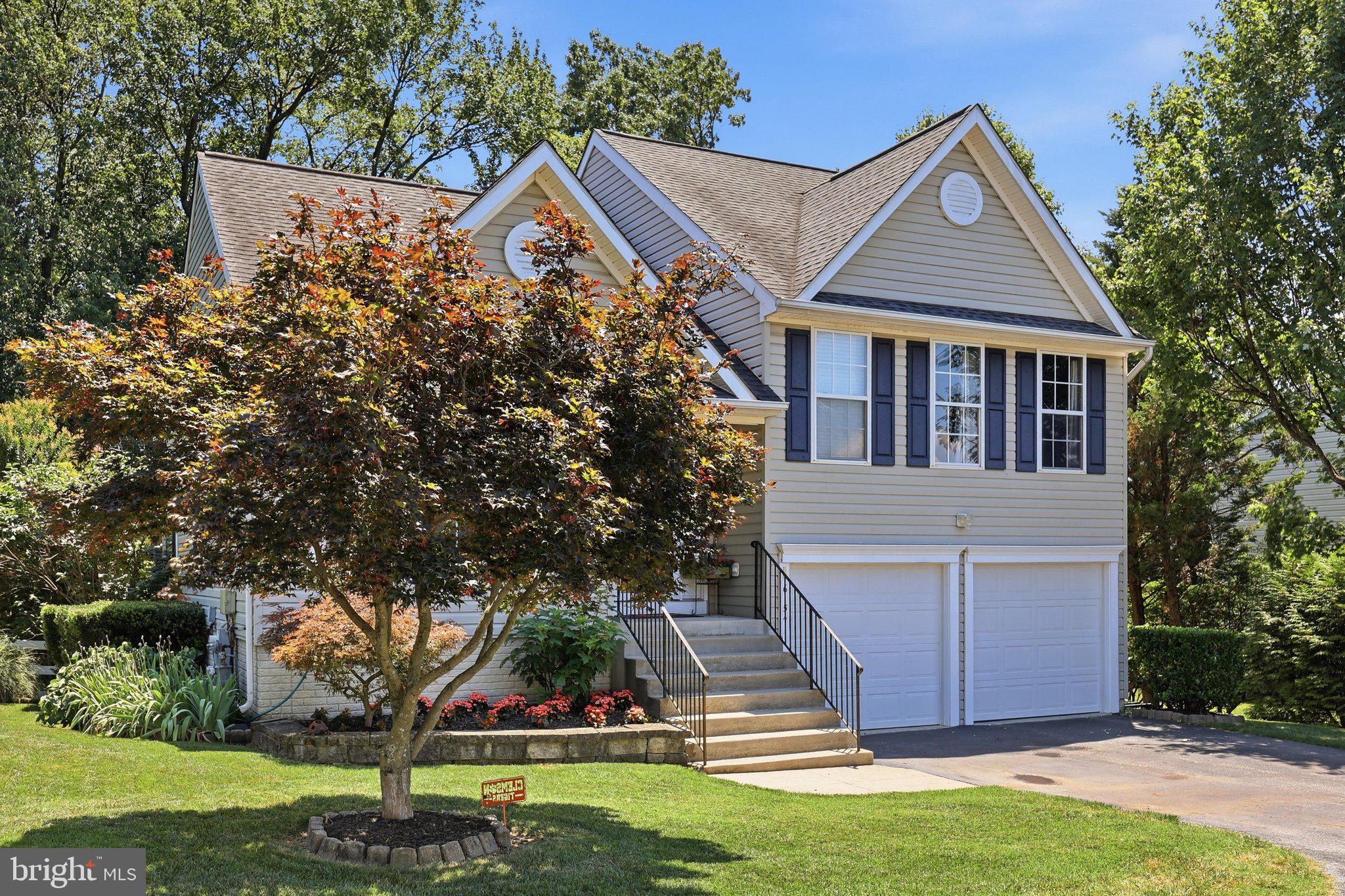 6154 DOWNS RIDGE COURT