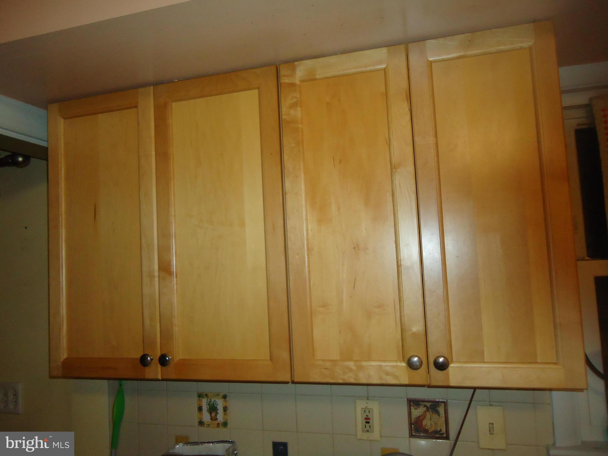 KNOLLWOOD - Residential Lease