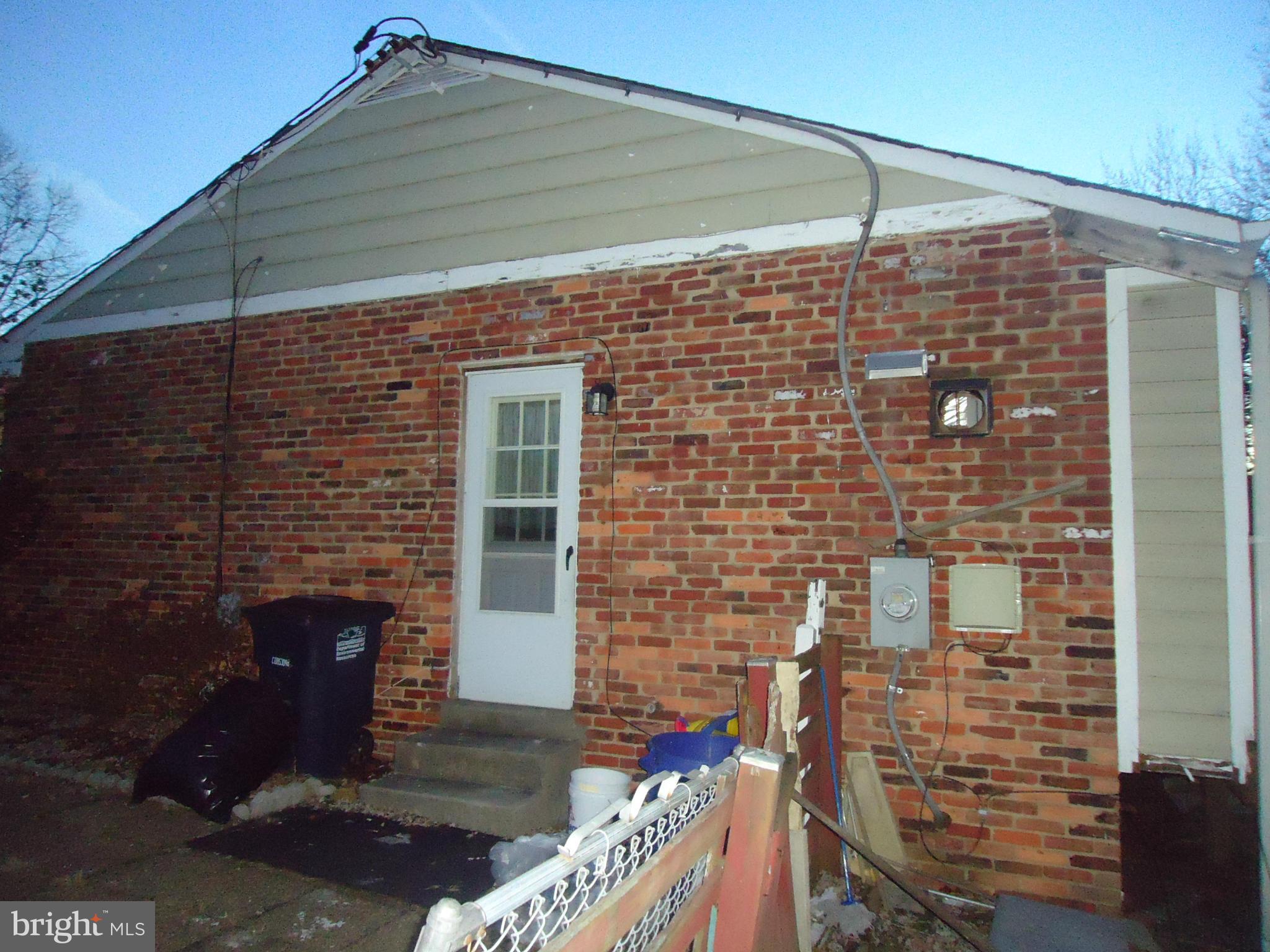 KNOLLWOOD - Residential Lease