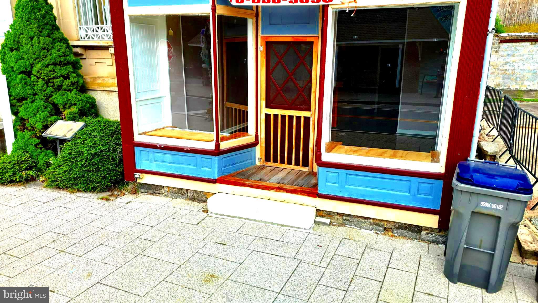 NONE AVAILABLE - Commercial Lease