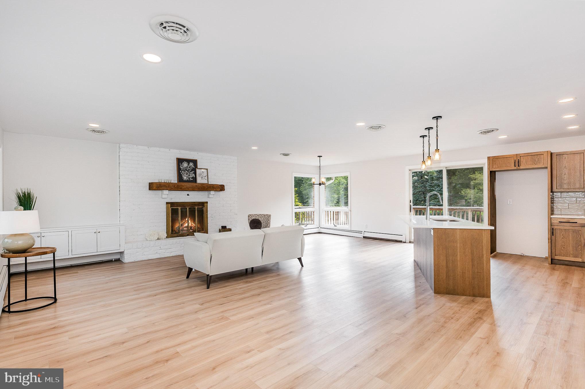 100 MAPLE LANE