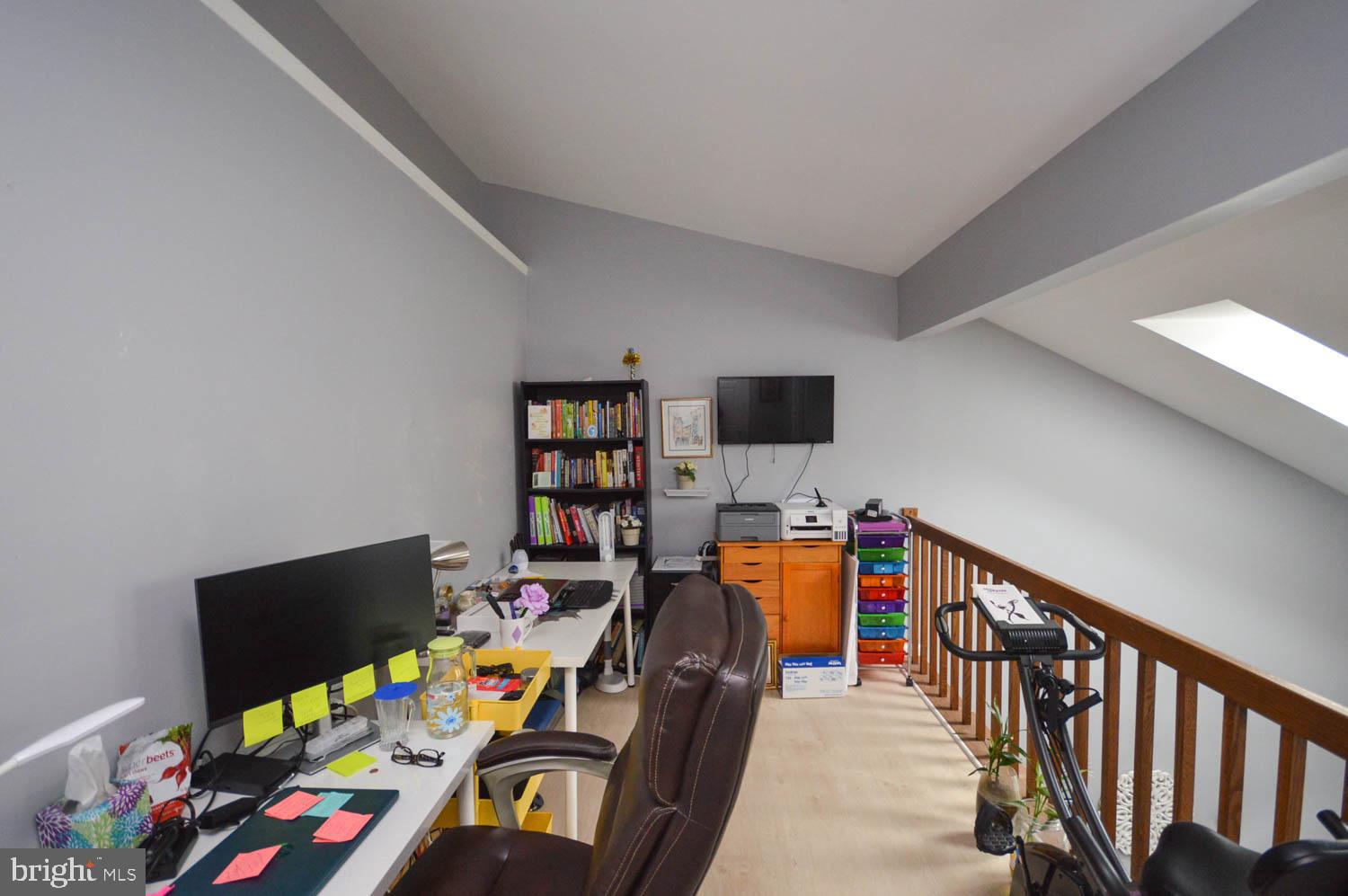 LAUREL LAKES PLAT 5 - Residential