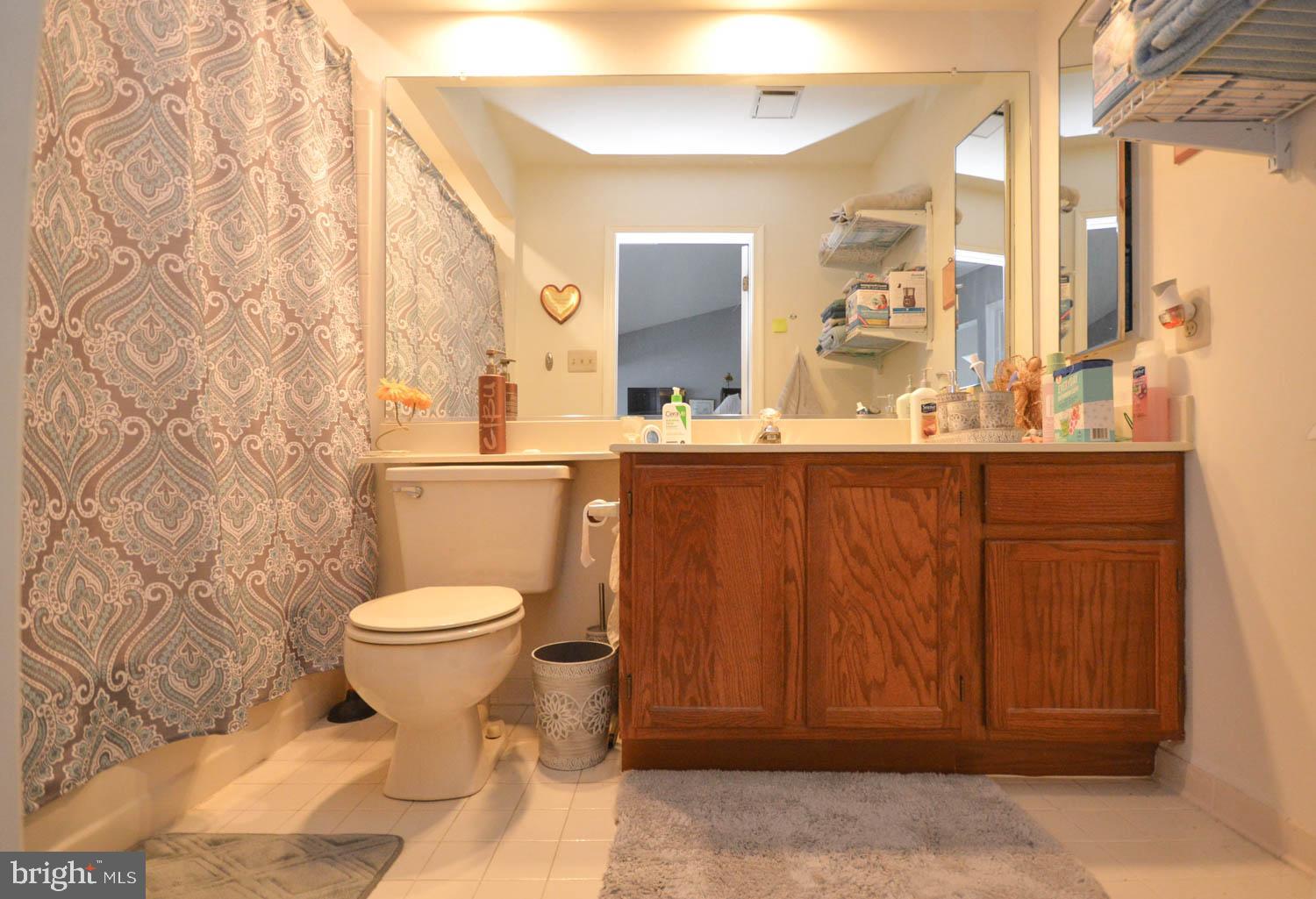 LAUREL LAKES PLAT 5 - Residential