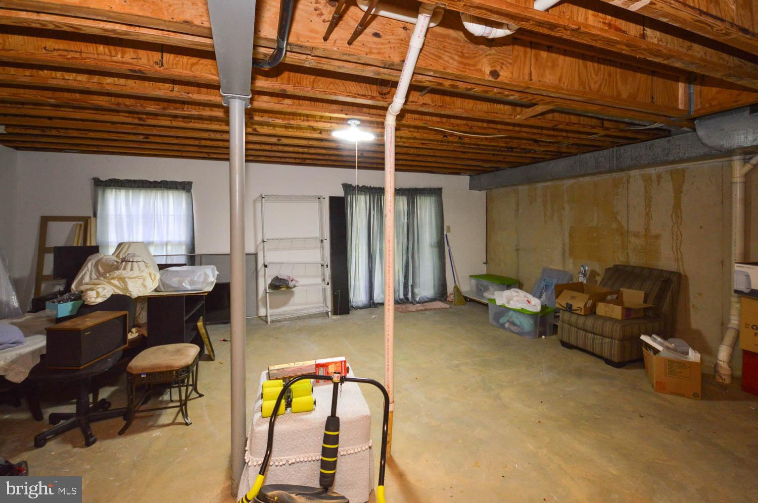 LAUREL LAKES PLAT 5 - Residential