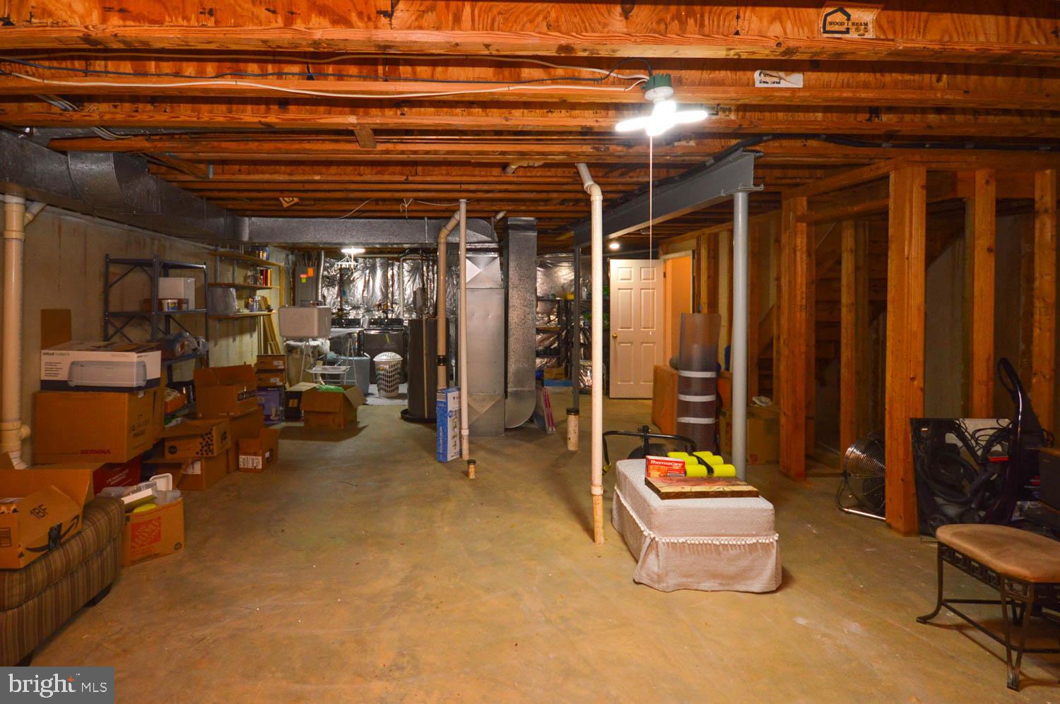 LAUREL LAKES PLAT 5 - Residential