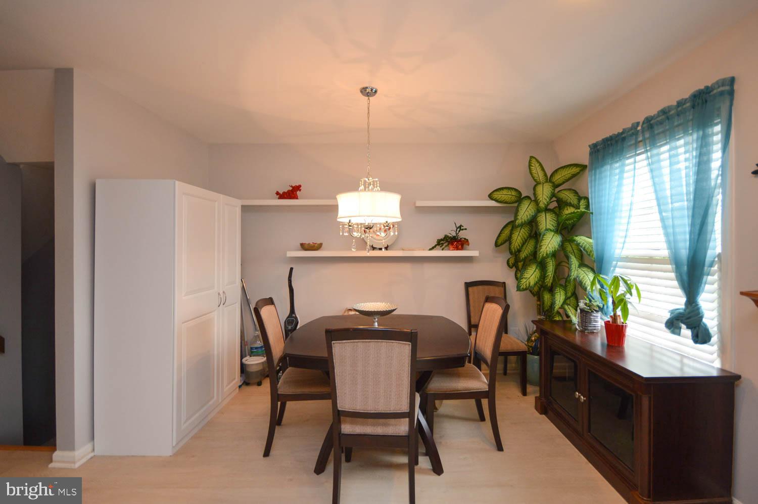 LAUREL LAKES PLAT 5 - Residential