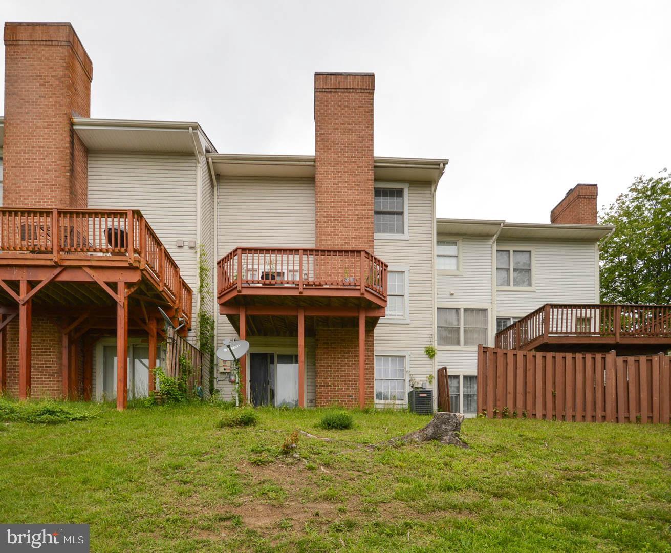 LAUREL LAKES PLAT 5 - Residential