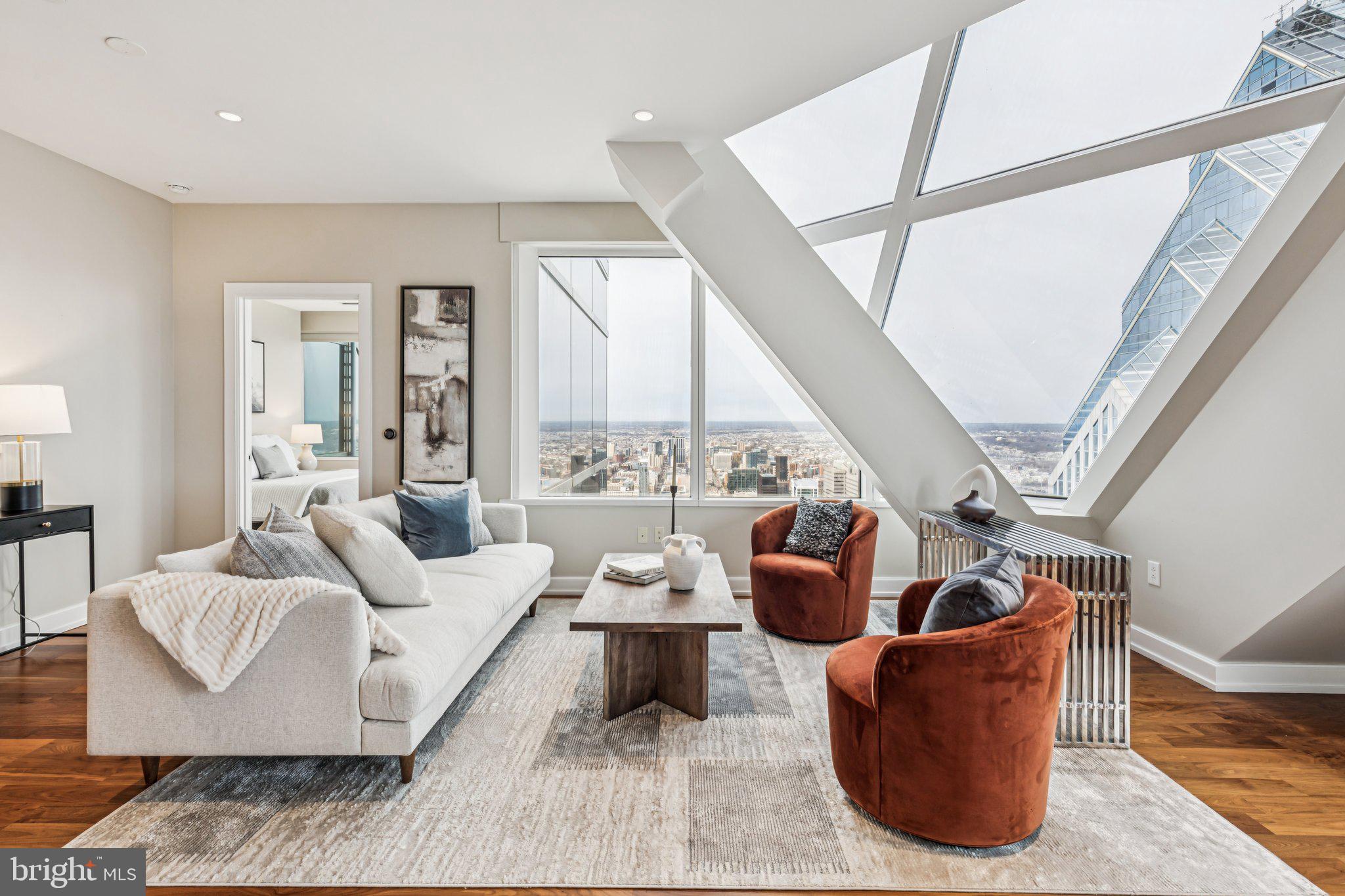 AVENUE OF THE ARTS - Residential