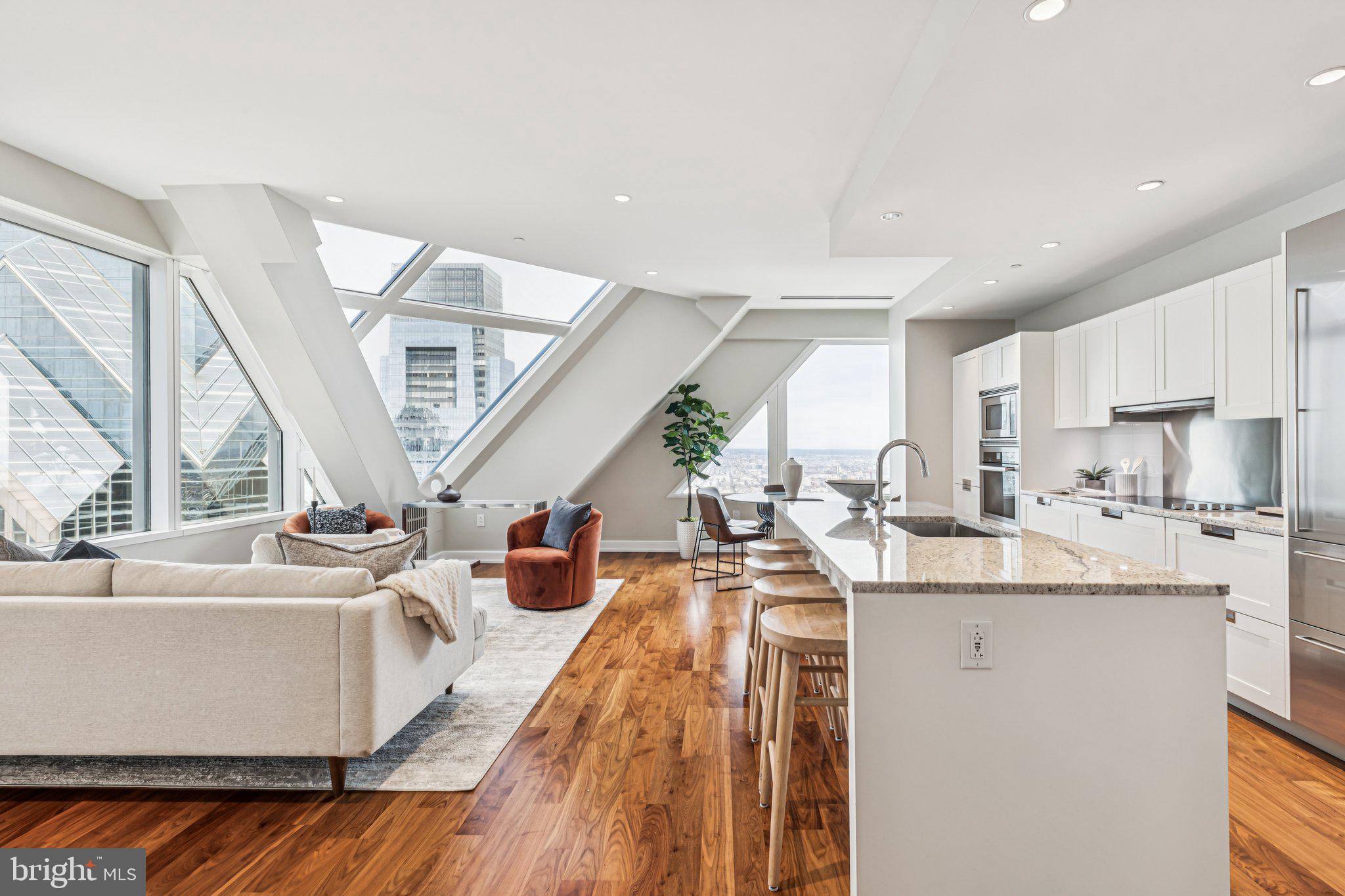 AVENUE OF THE ARTS - Residential