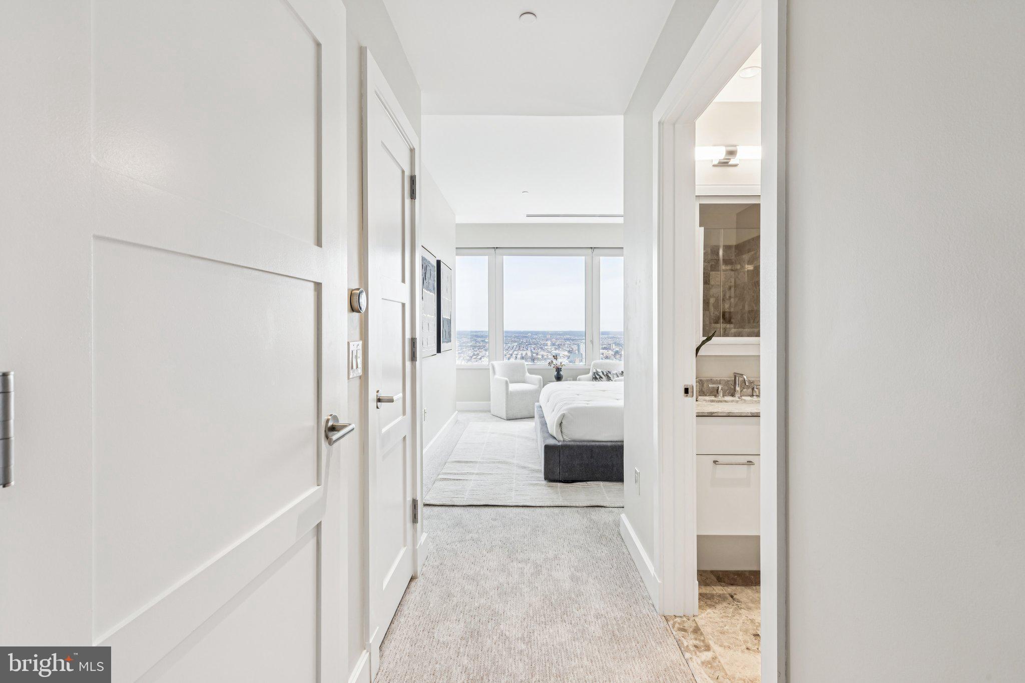 AVENUE OF THE ARTS - Residential