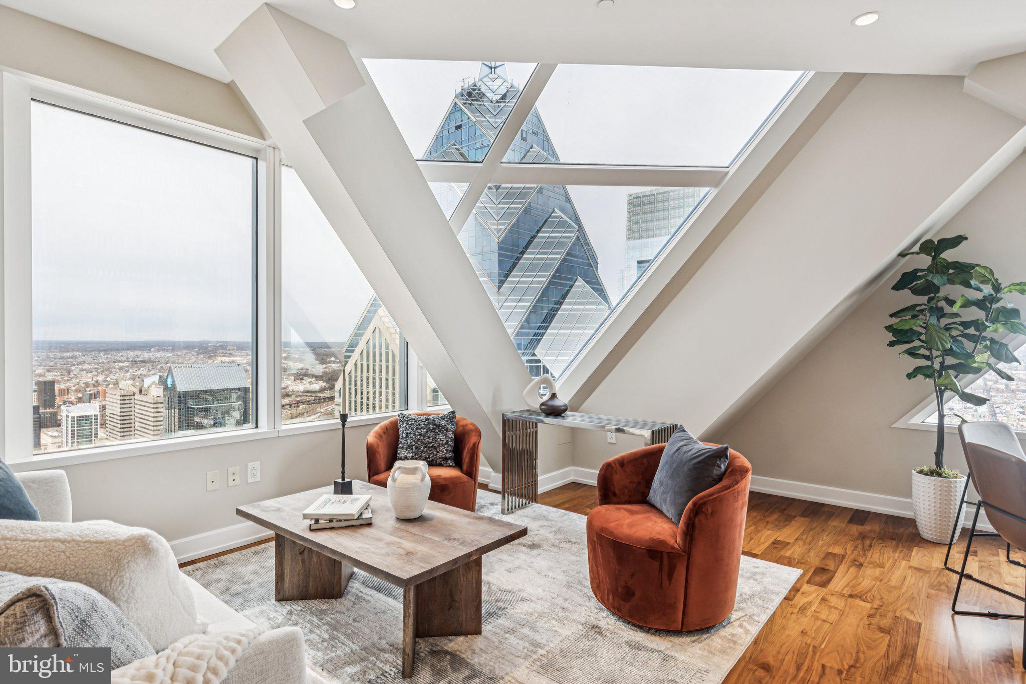 AVENUE OF THE ARTS - Residential