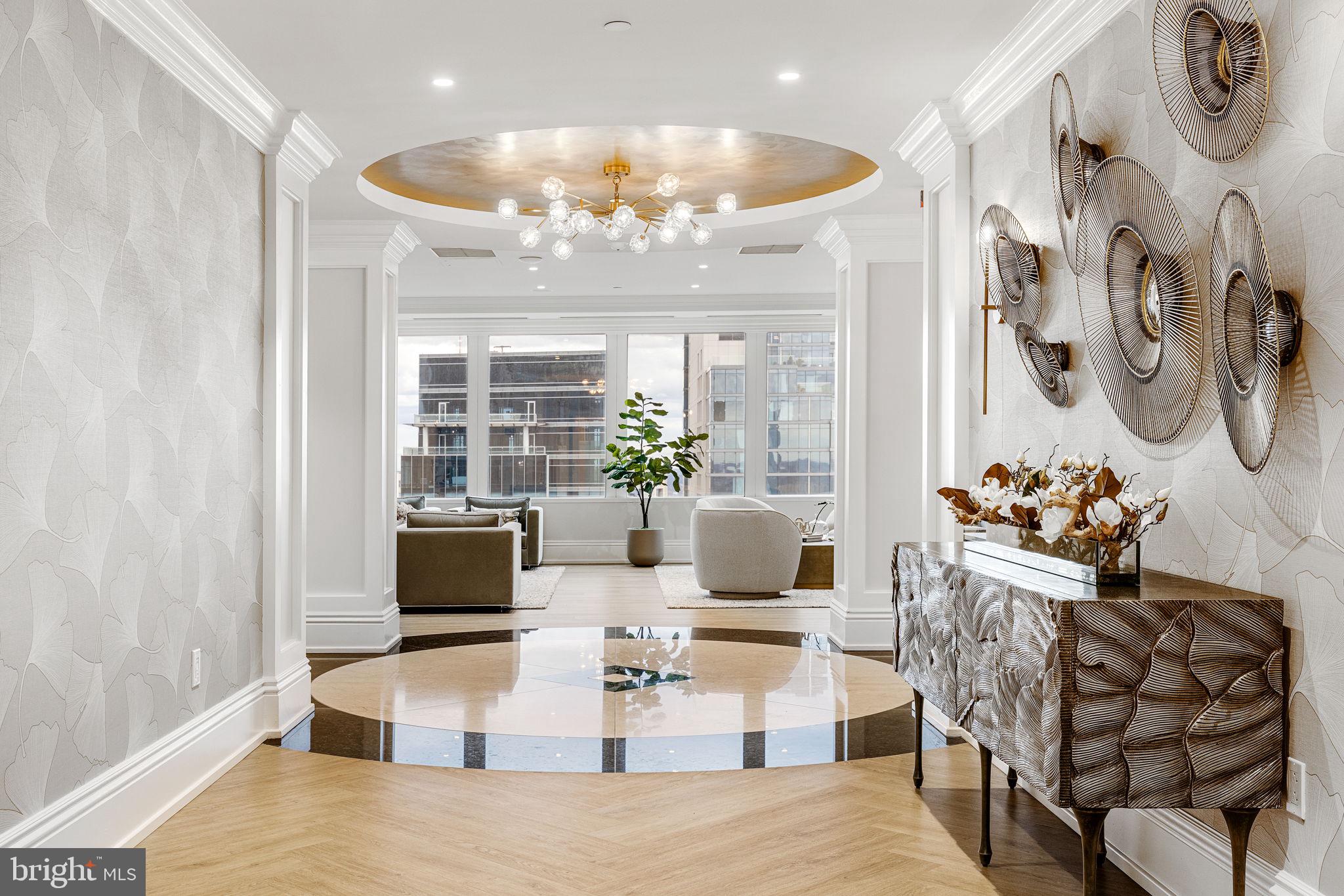 AVENUE OF THE ARTS - Residential