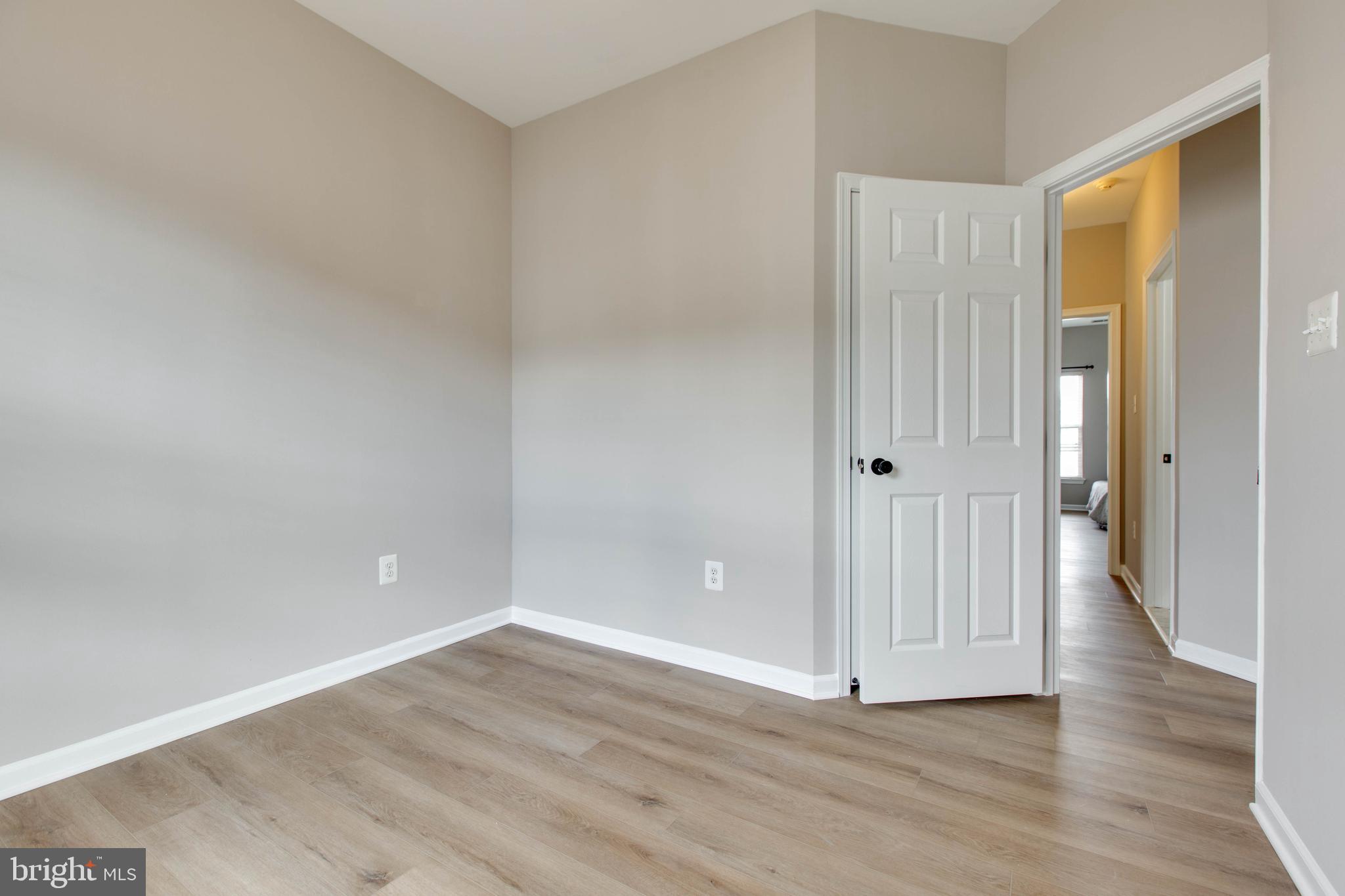 VILLAGES OF DORCHESTER - Residential Lease