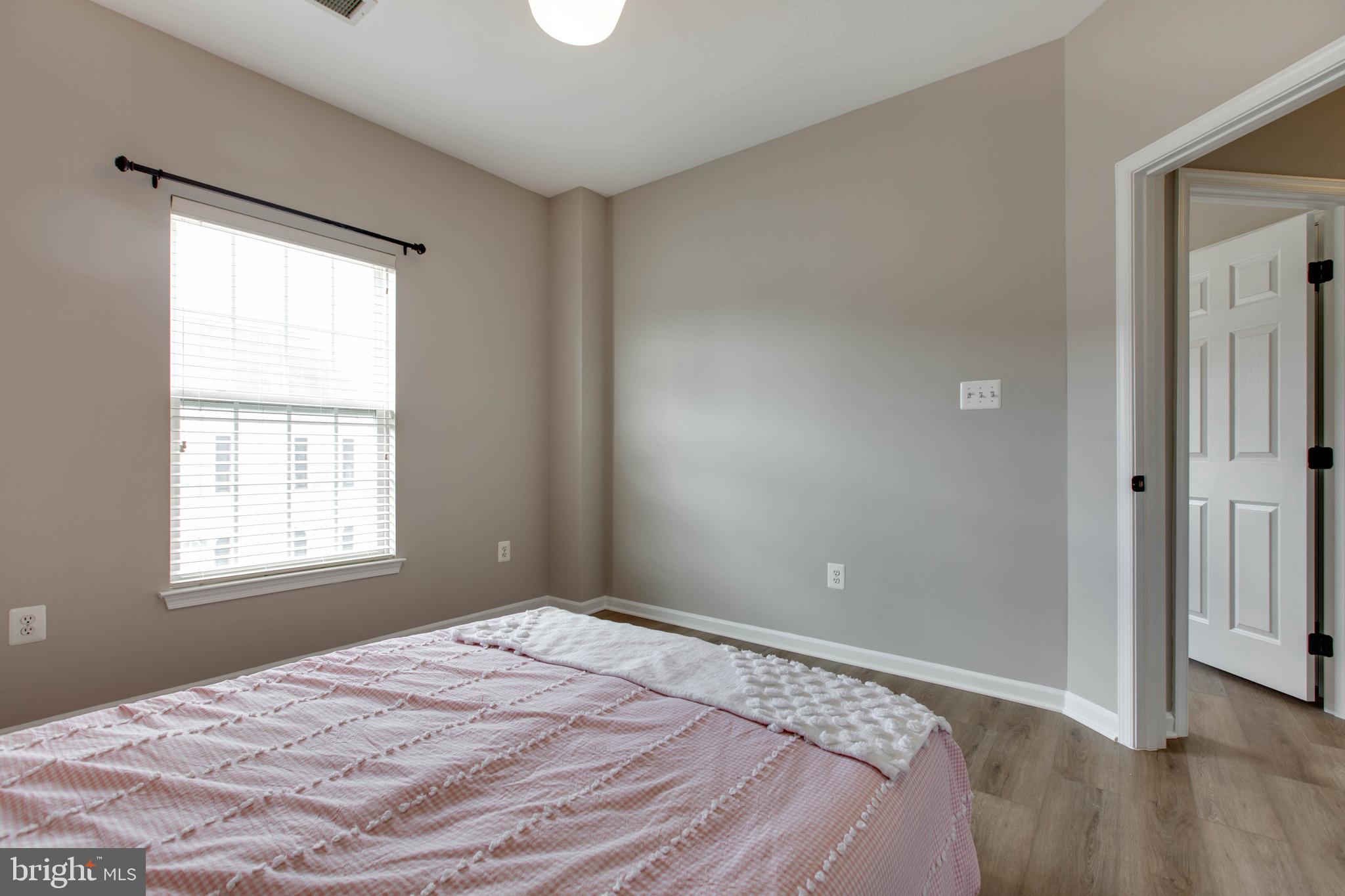 VILLAGES OF DORCHESTER - Residential Lease