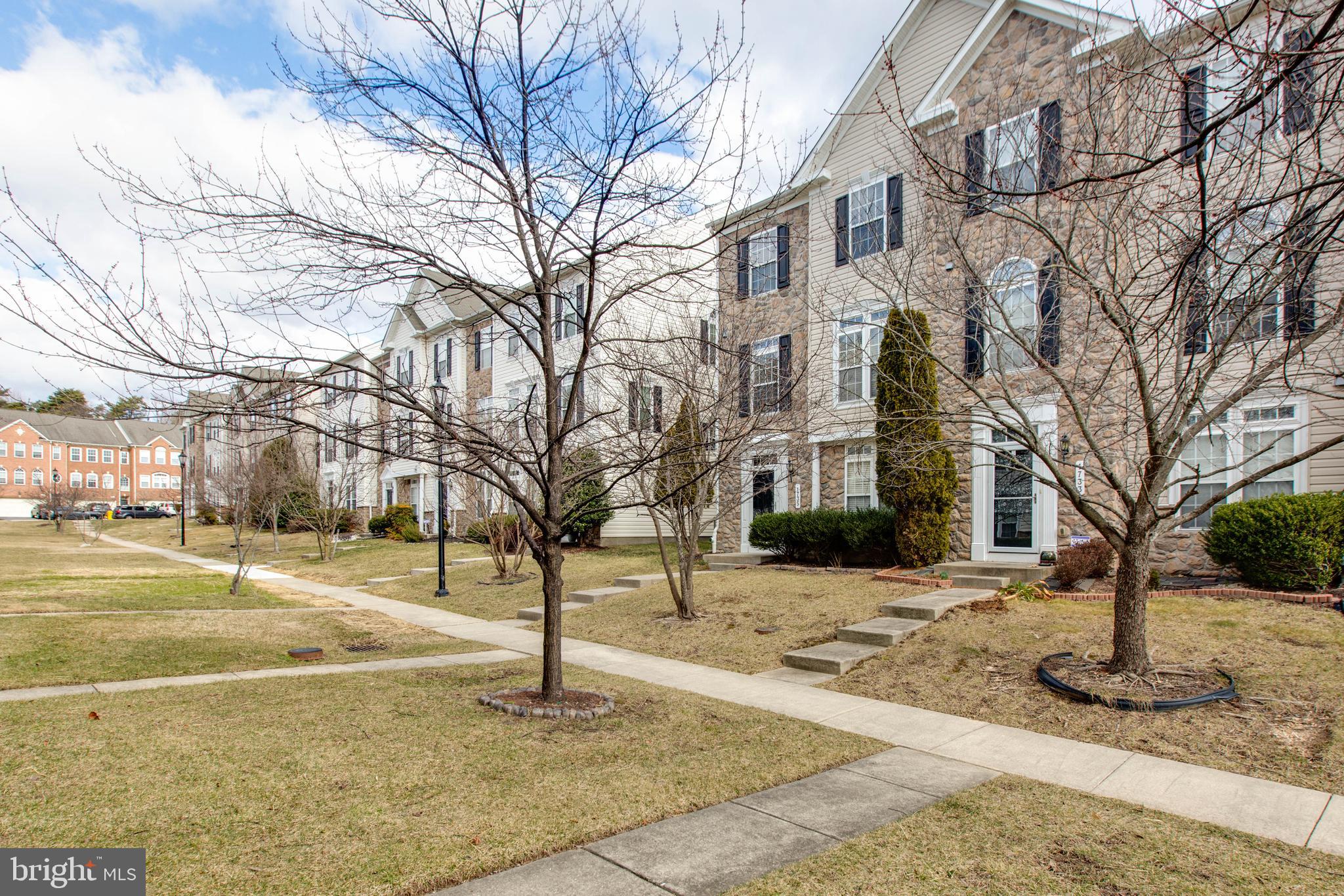 VILLAGES OF DORCHESTER - Residential Lease