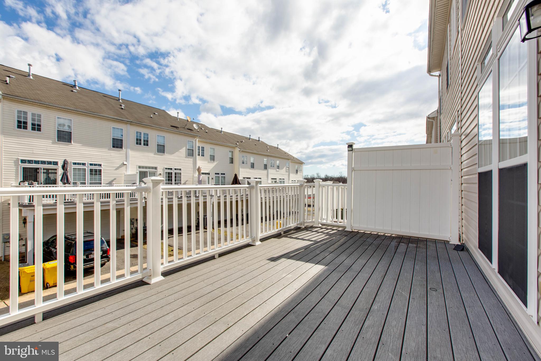 VILLAGES OF DORCHESTER - Residential Lease