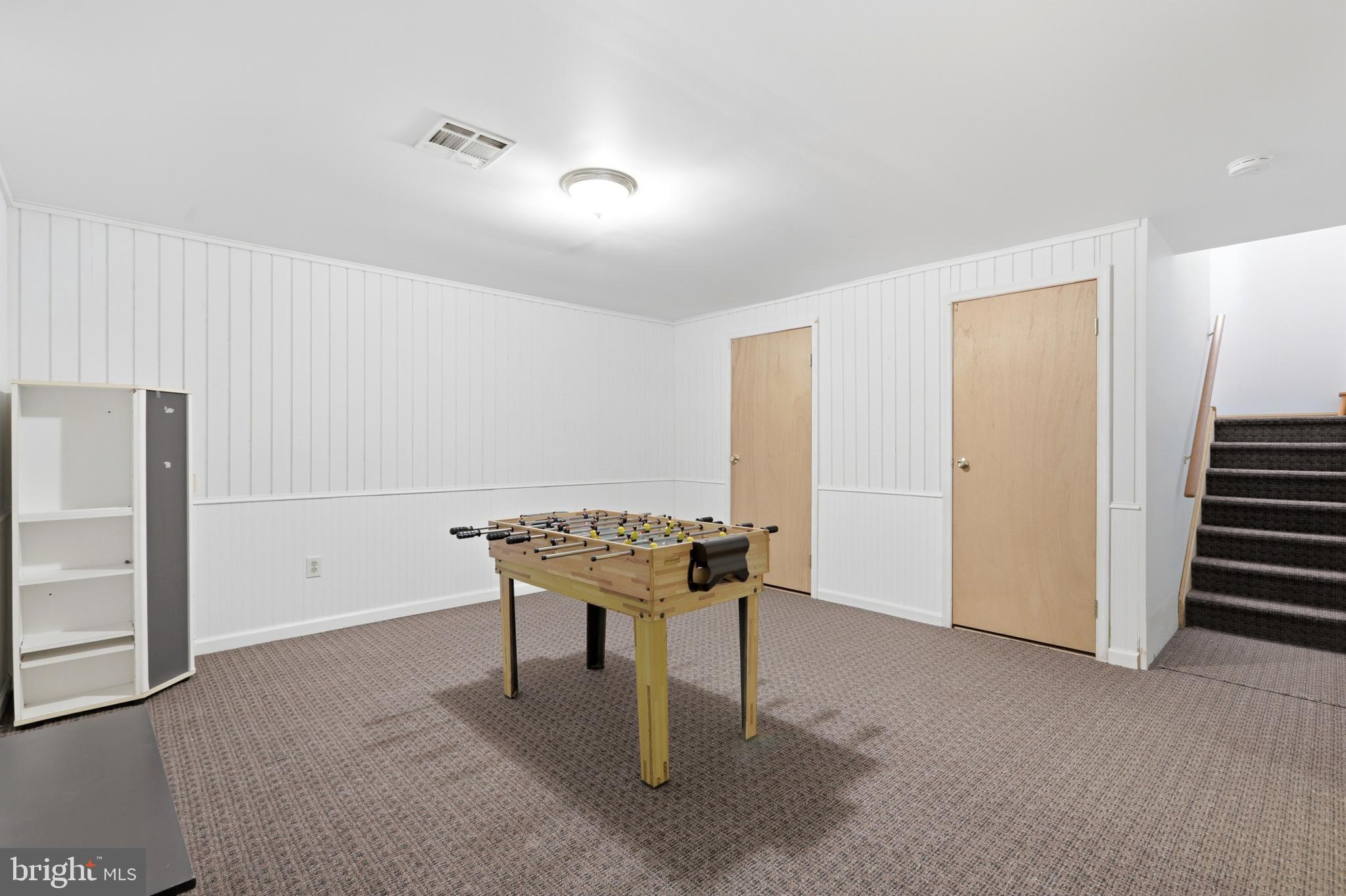 SALFORD POND - Residential