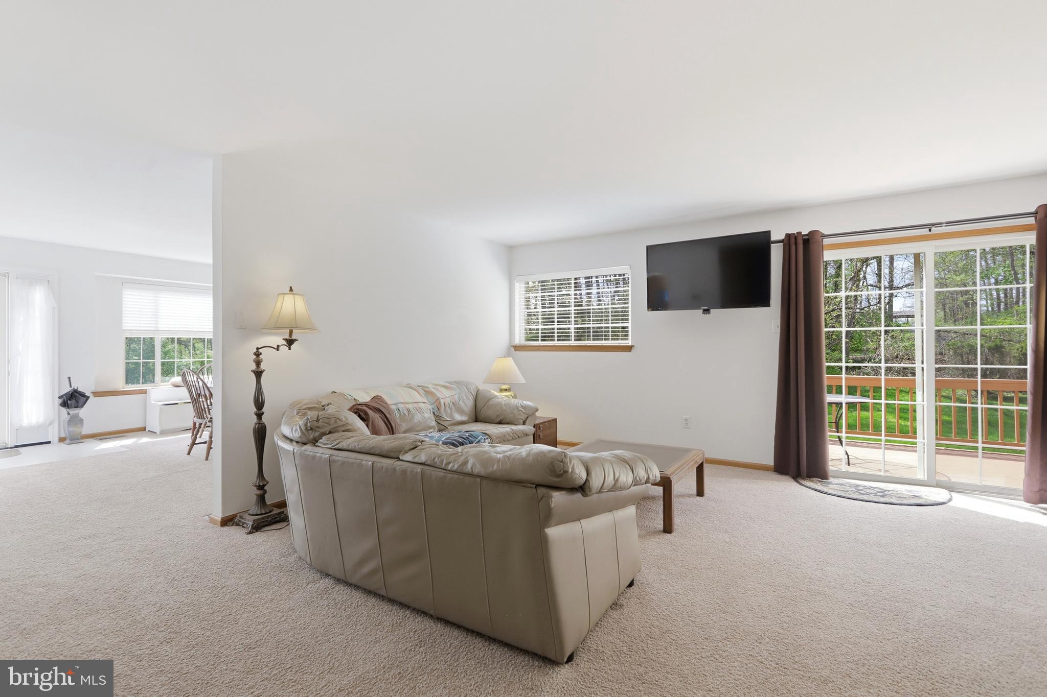 SALFORD POND - Residential