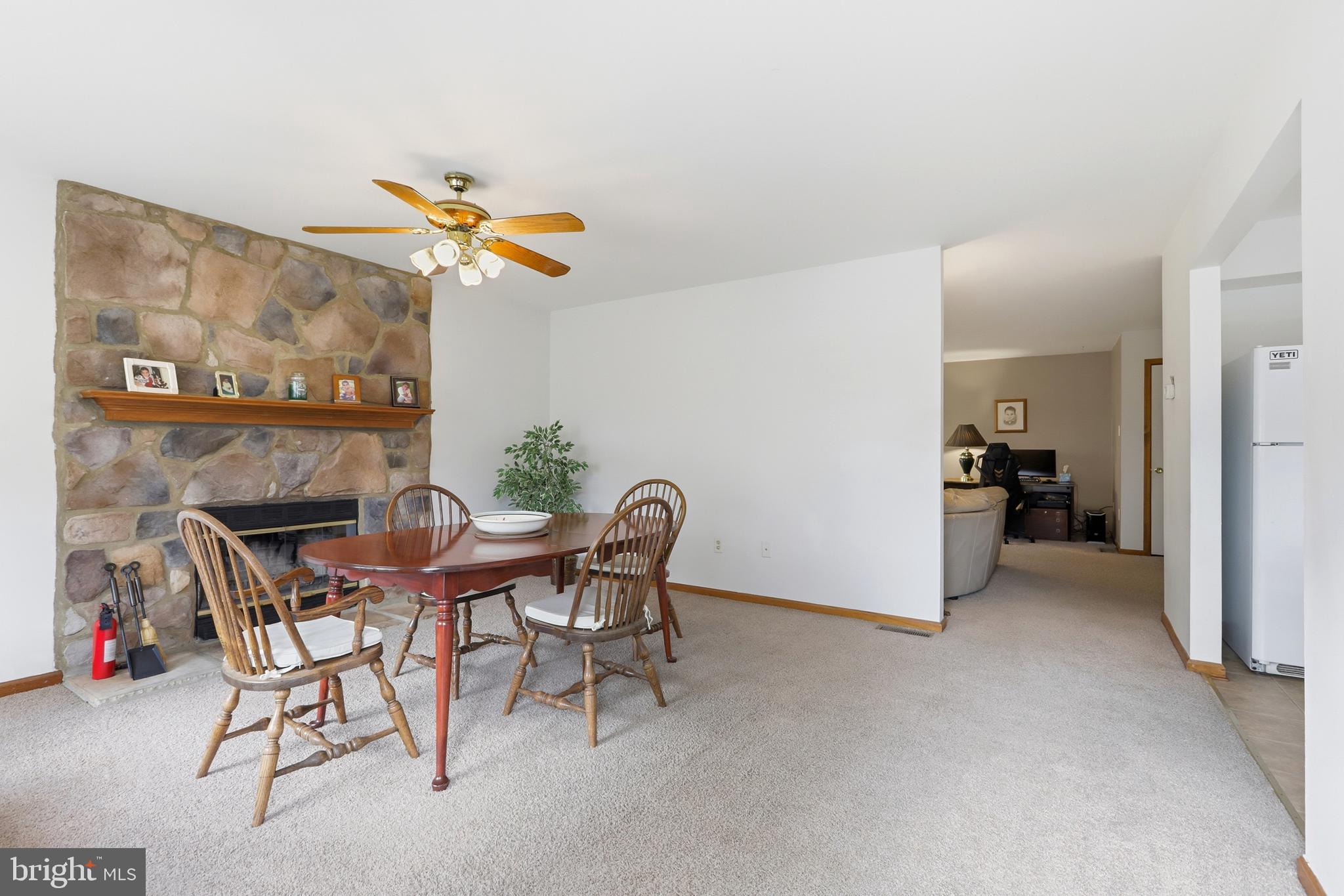 SALFORD POND - Residential