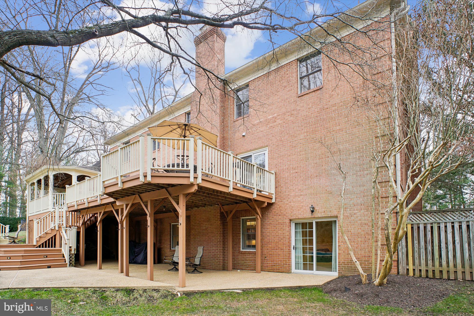 SUMMERWOOD - Residential