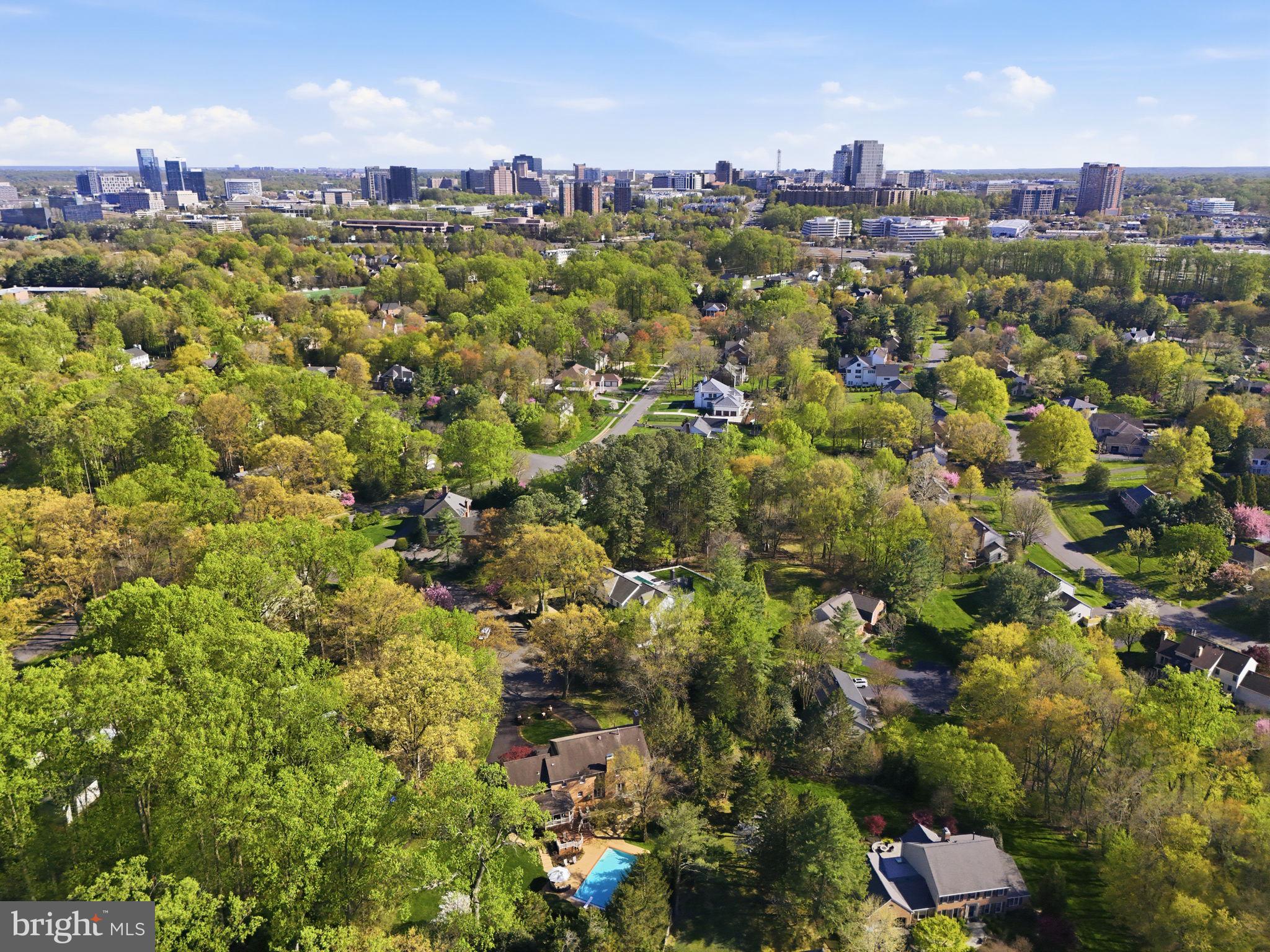 SUMMERWOOD - Residential