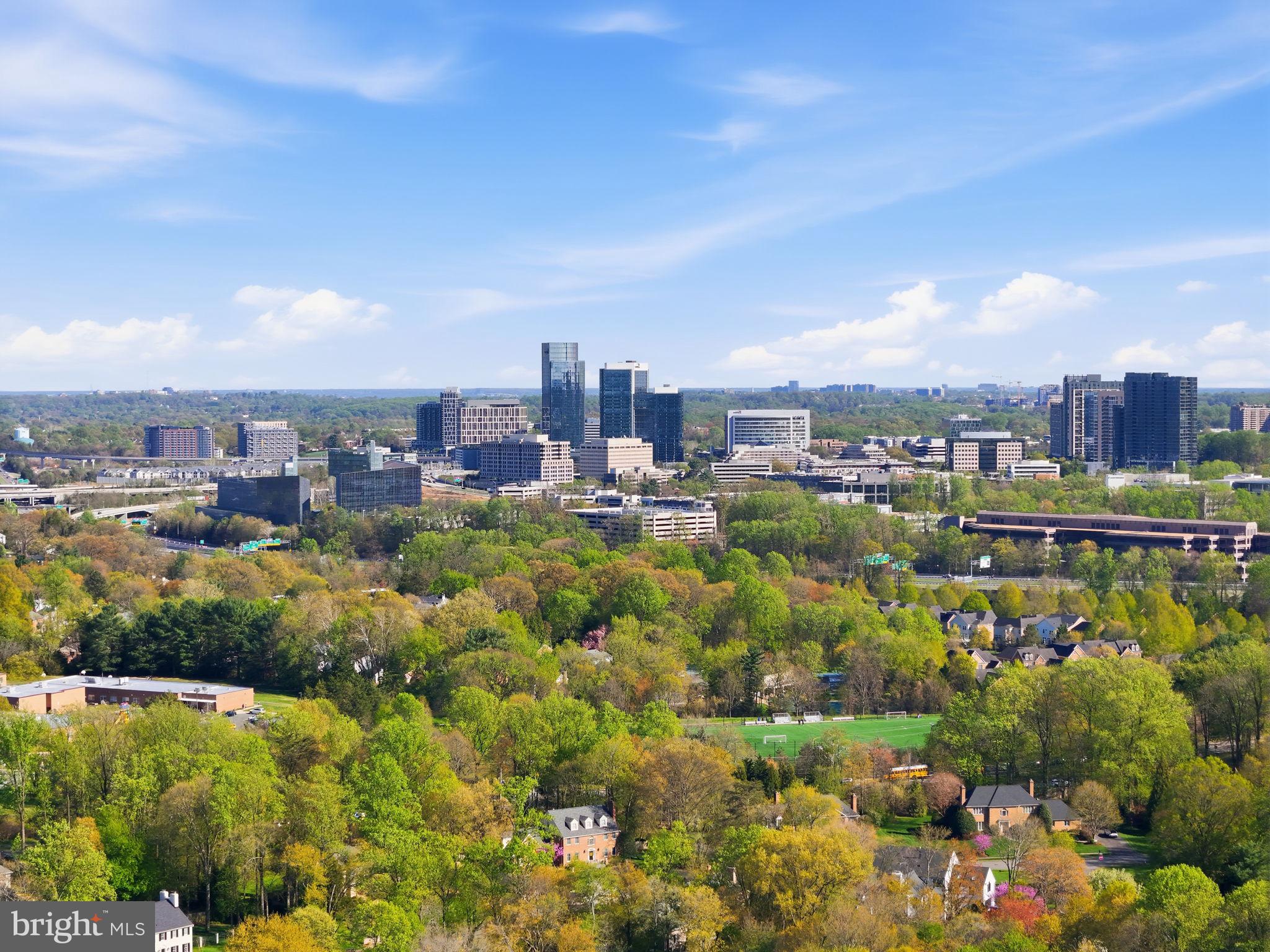 SUMMERWOOD - Residential