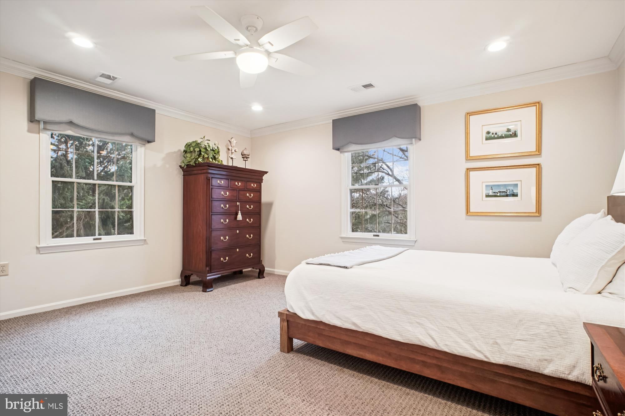 SUMMERWOOD - Residential