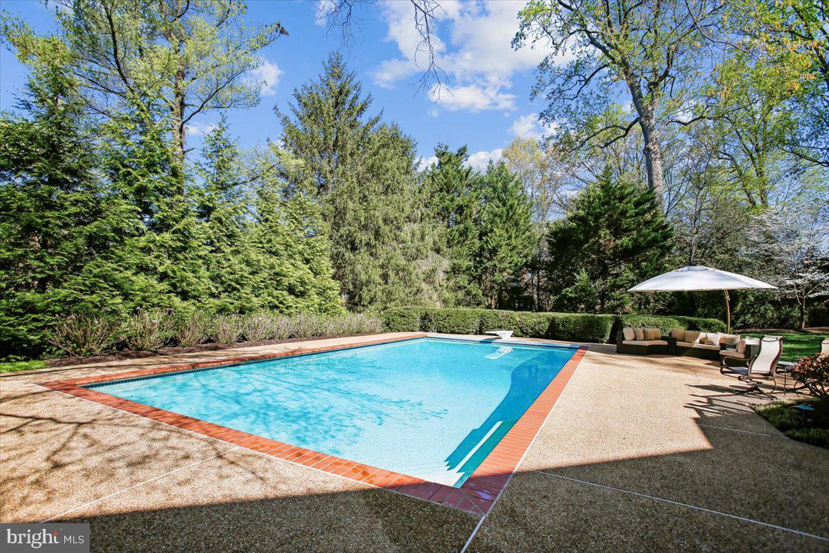 SUMMERWOOD - Residential