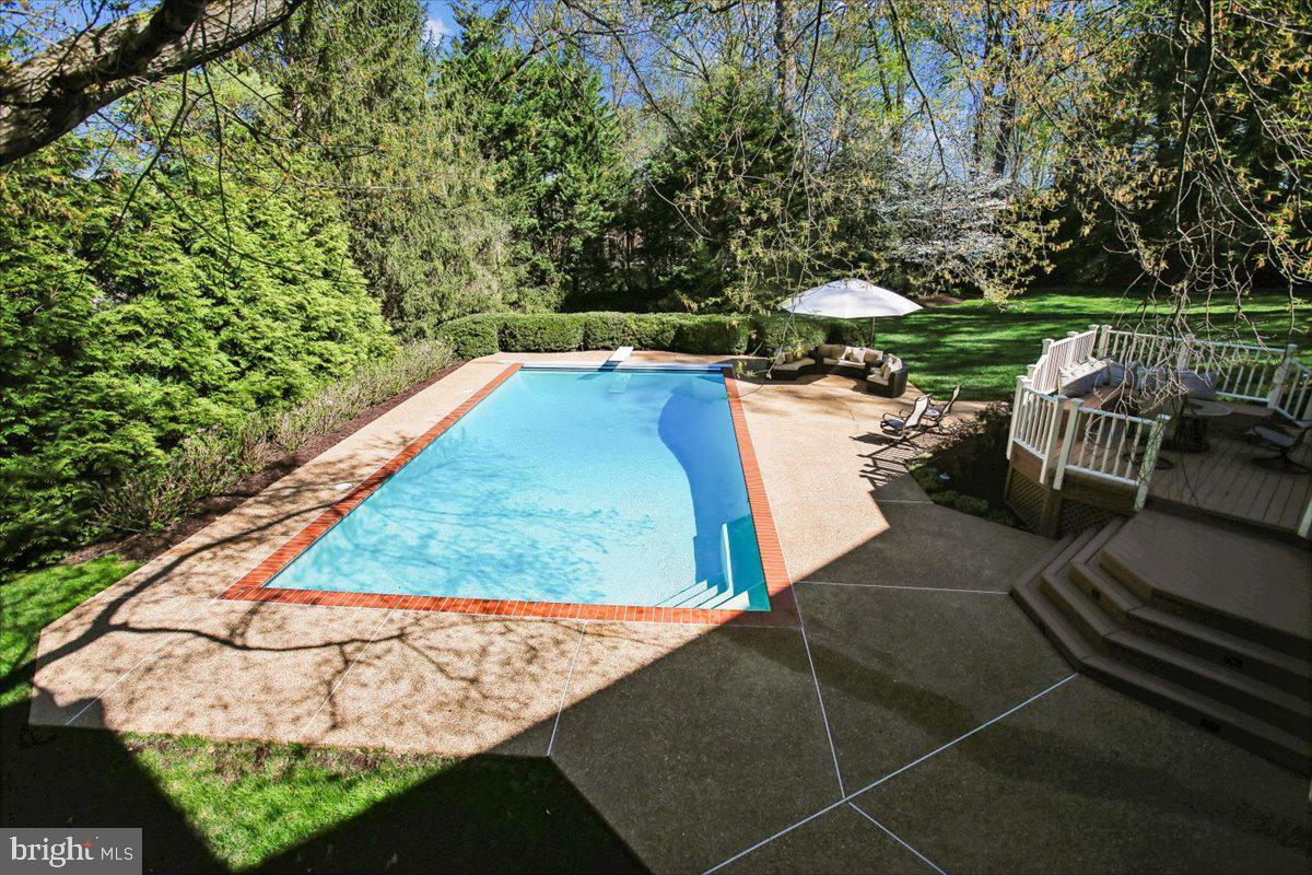 SUMMERWOOD - Residential