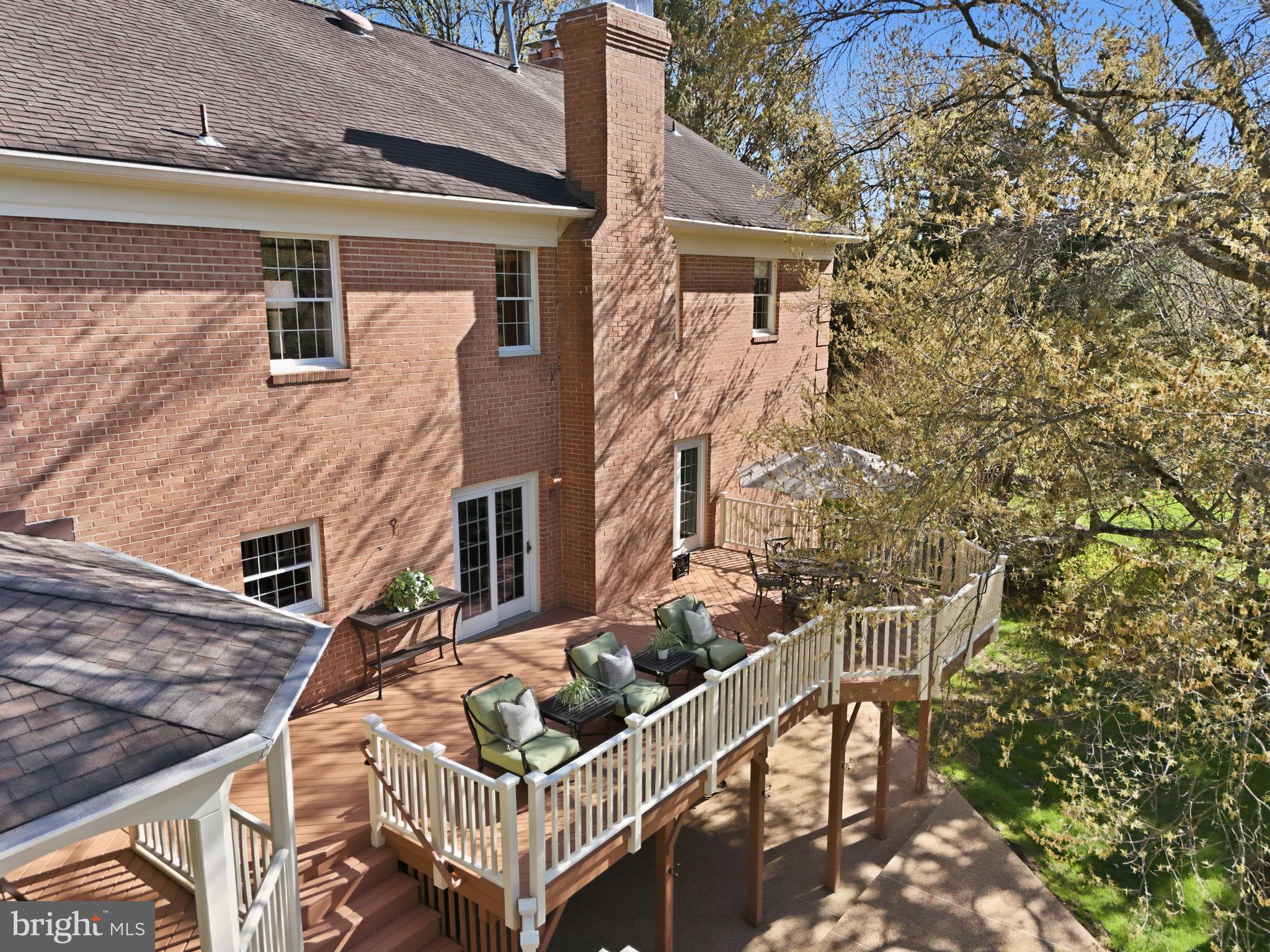 SUMMERWOOD - Residential