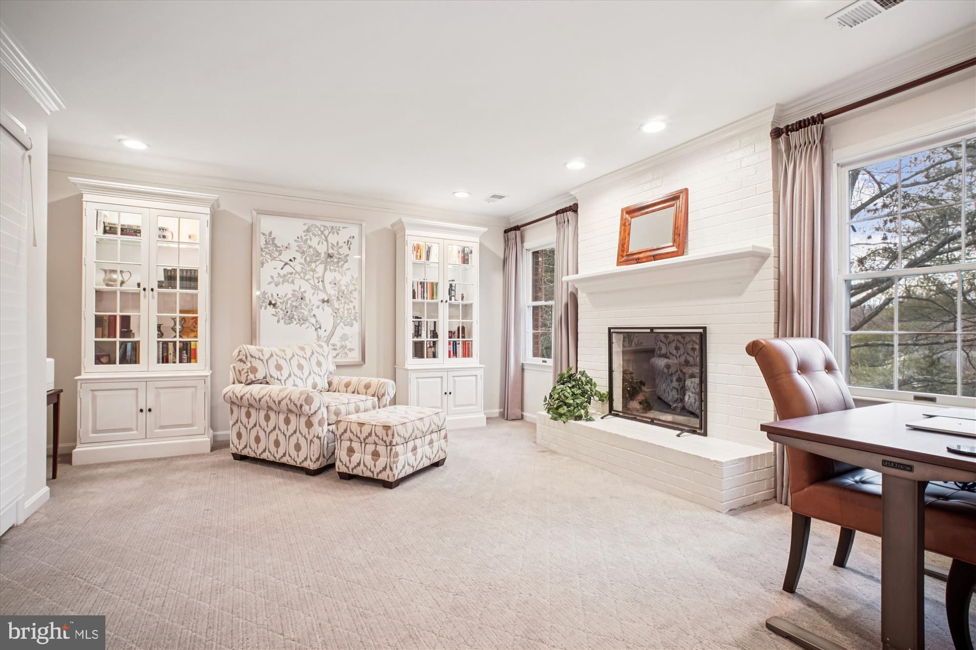 SUMMERWOOD - Residential