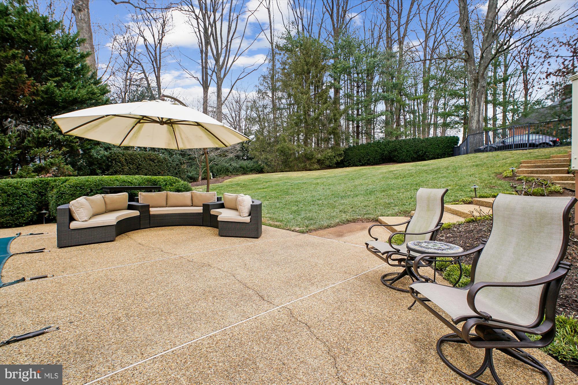 SUMMERWOOD - Residential