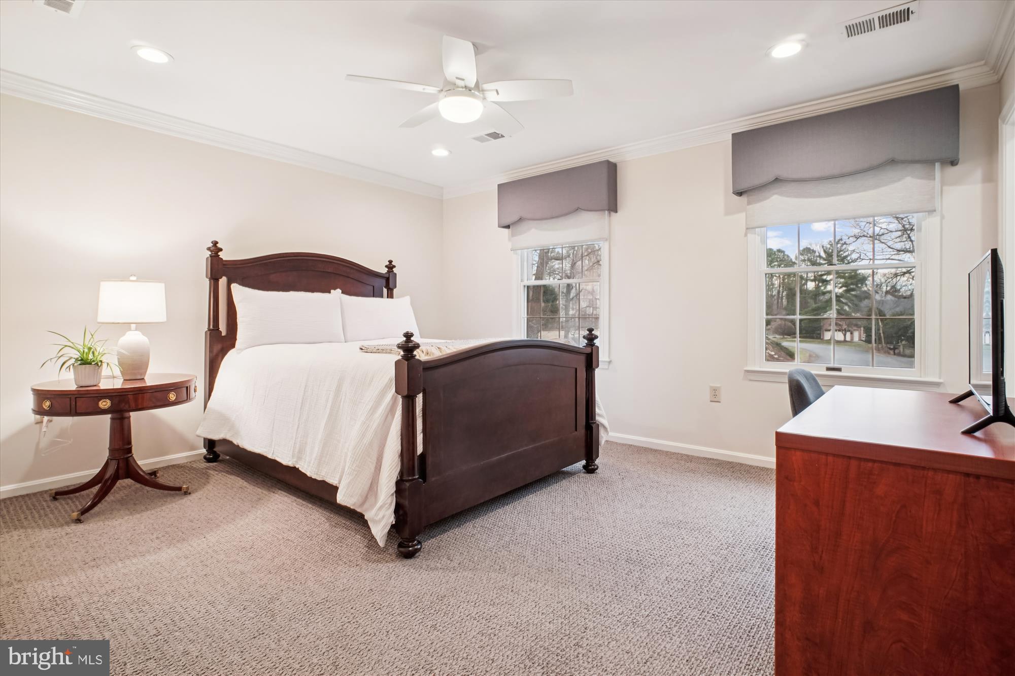 SUMMERWOOD - Residential