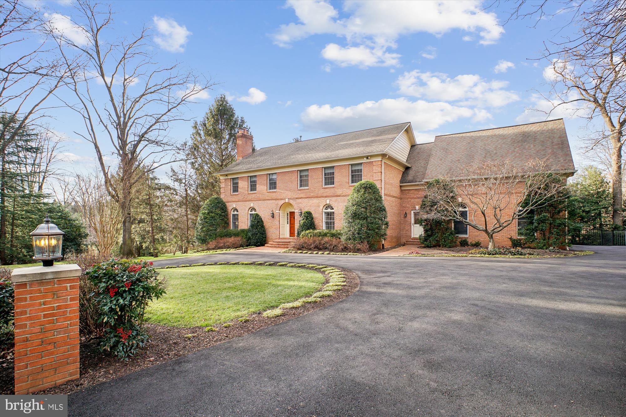 SUMMERWOOD - Residential