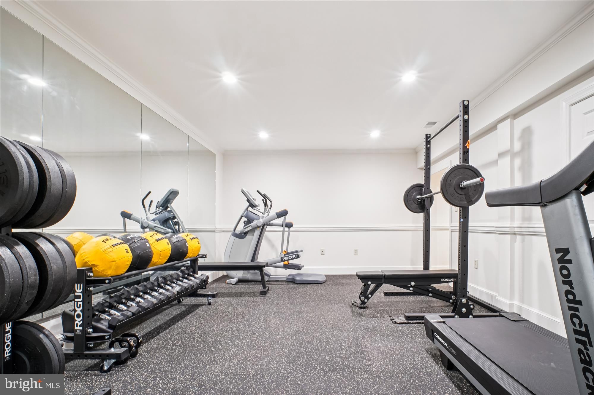 SUMMERWOOD - Residential