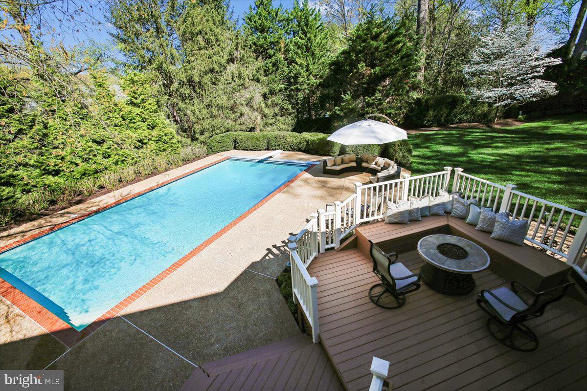 SUMMERWOOD - Residential