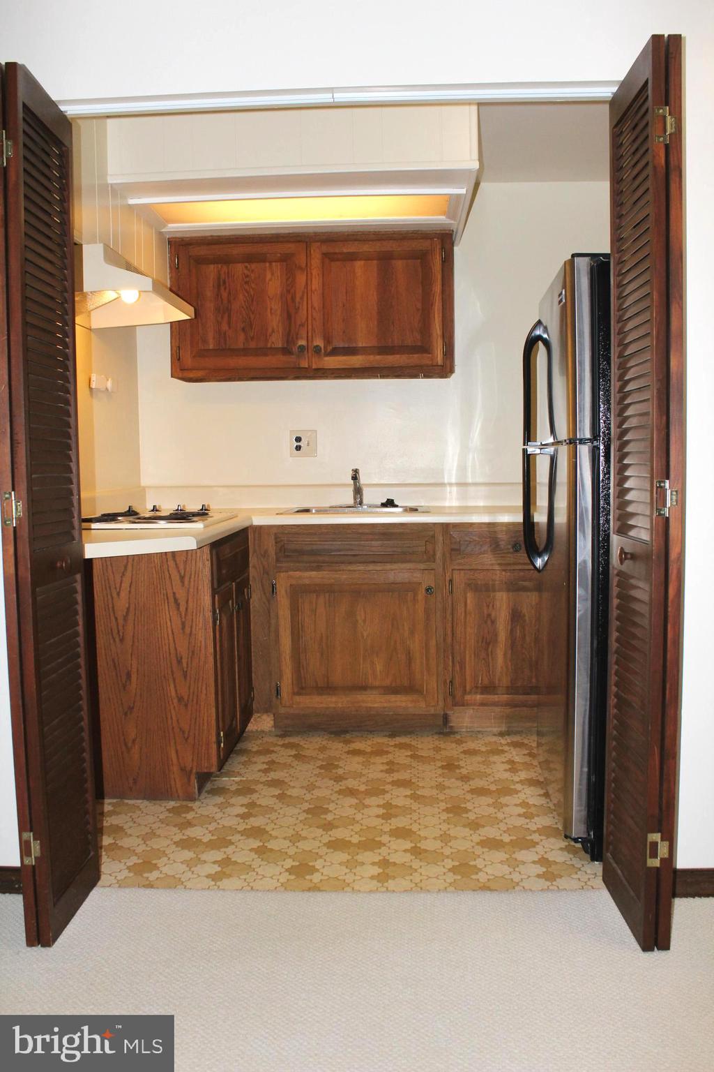 BONNIE BRAE - Residential Lease