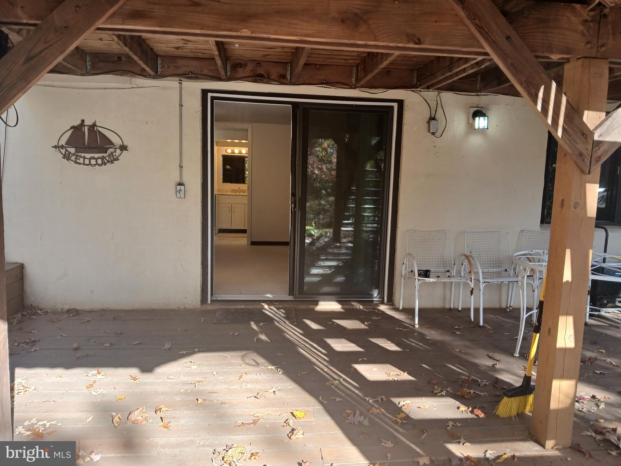 BONNIE BRAE - Residential Lease