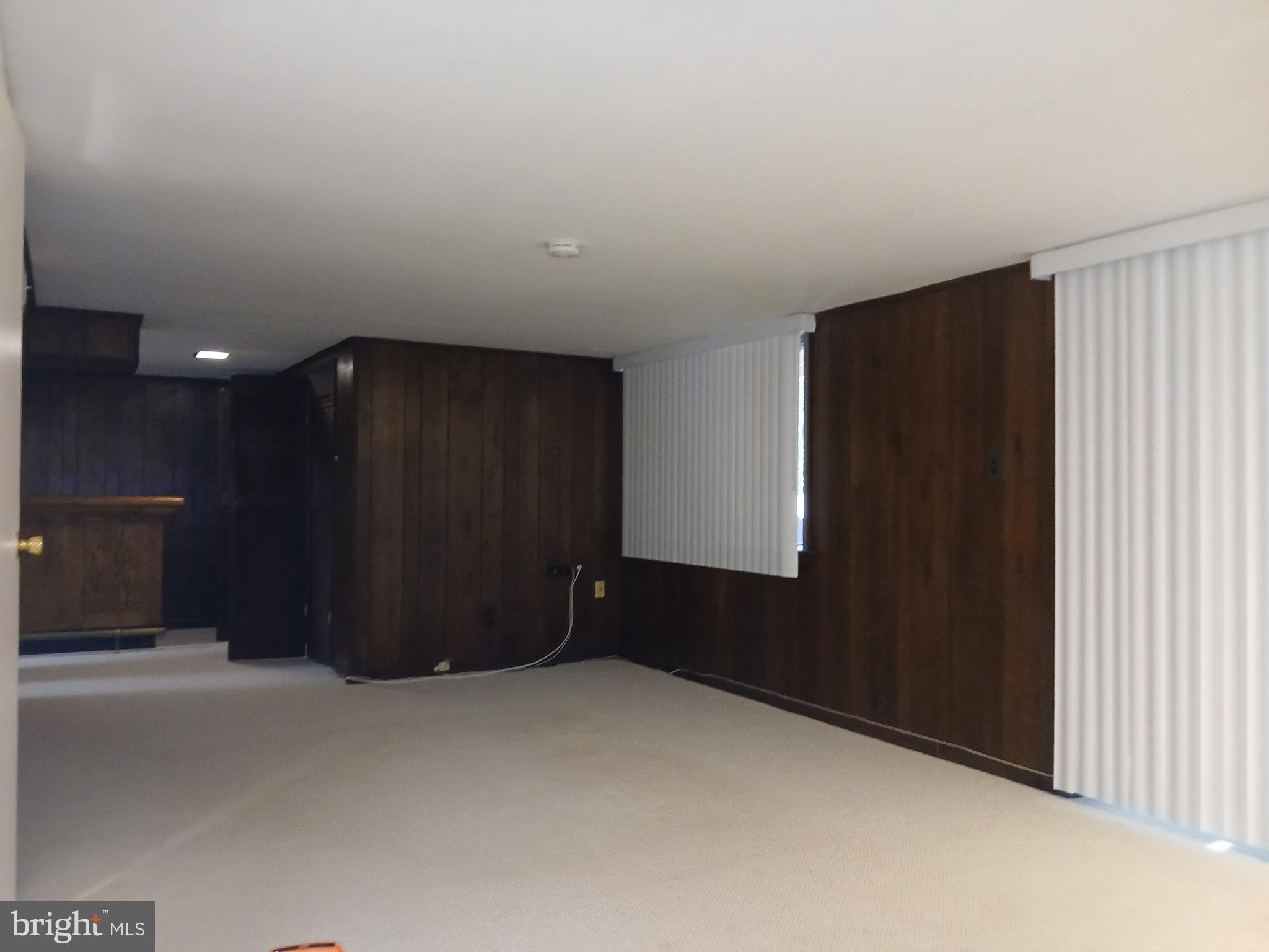 BONNIE BRAE - Residential Lease