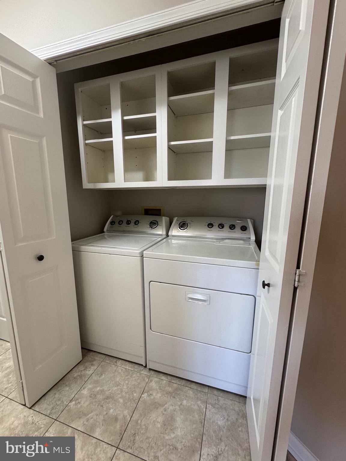 TAYLOR RIDGE CONDOMINIUMS - Residential