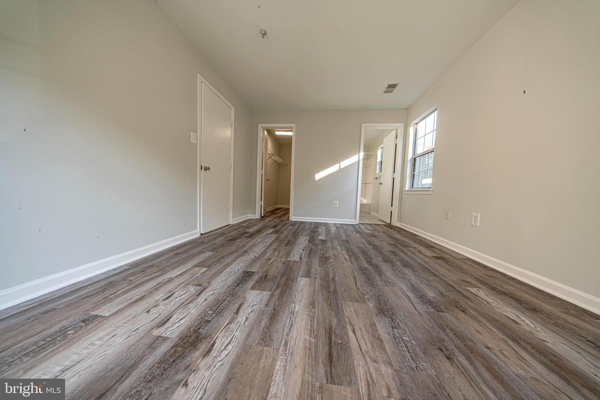 SUMMERHOUSE CONDO - Residential