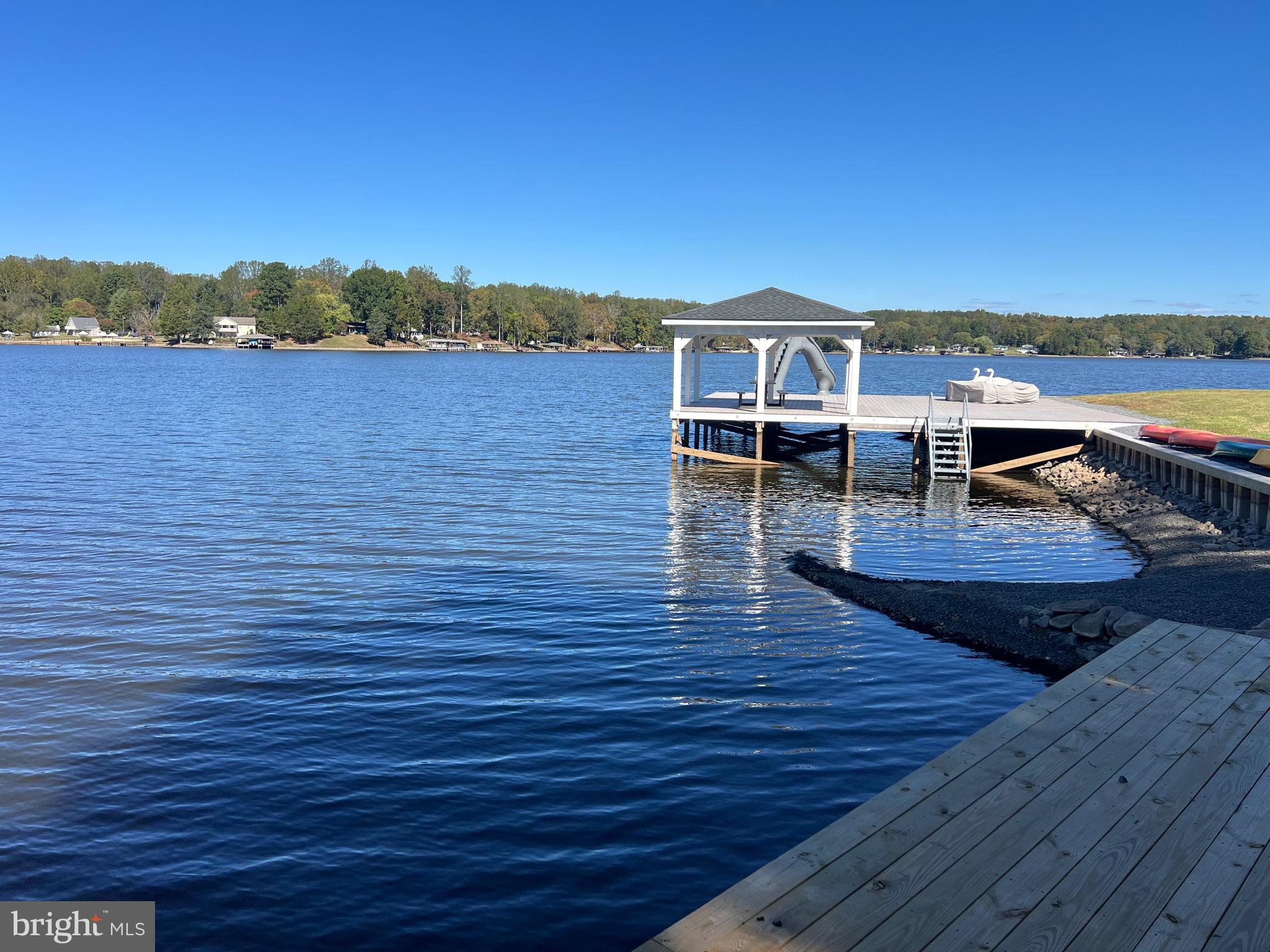 BLUE RIDGE SHORES - Land