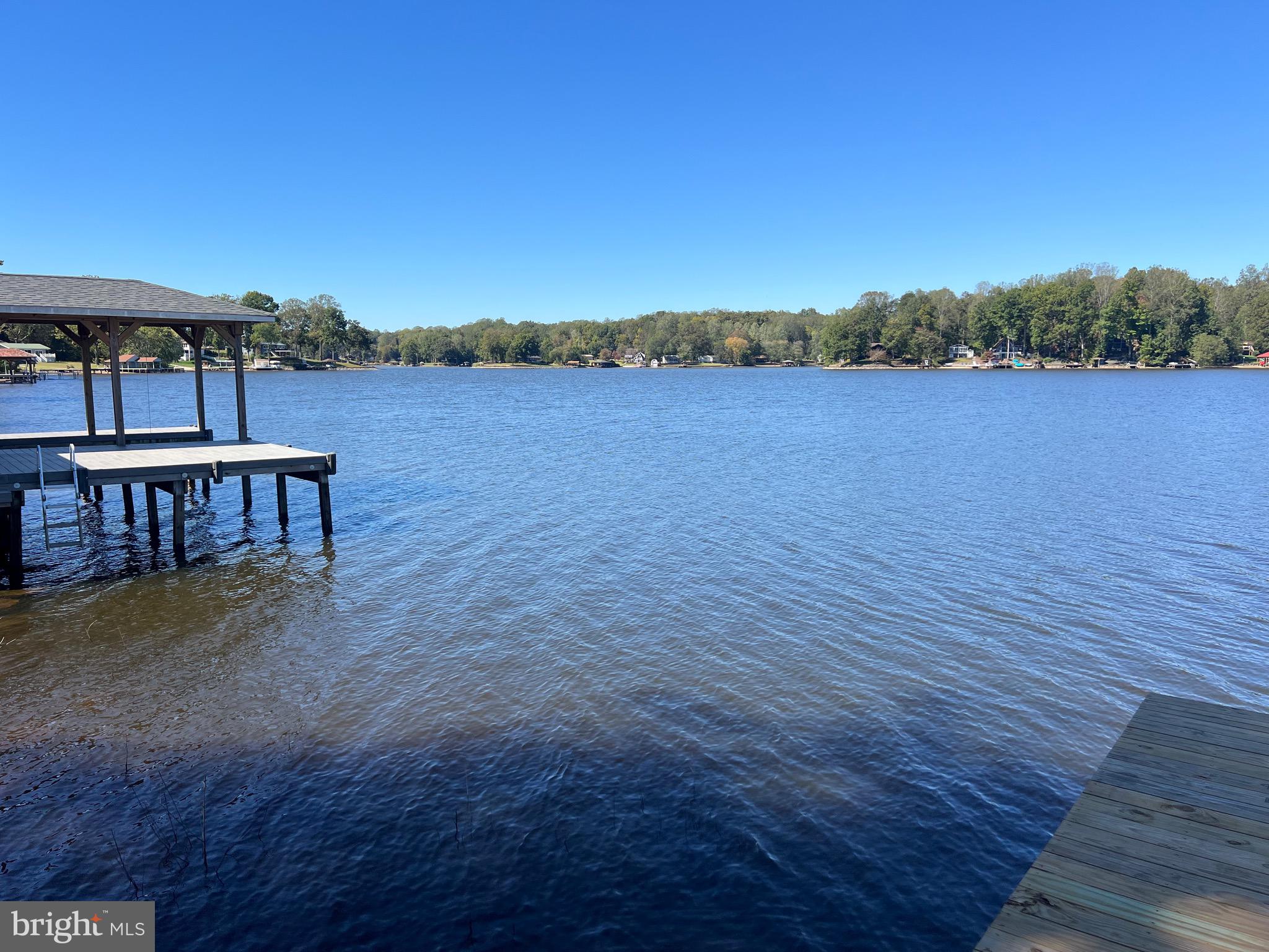 BLUE RIDGE SHORES - Land