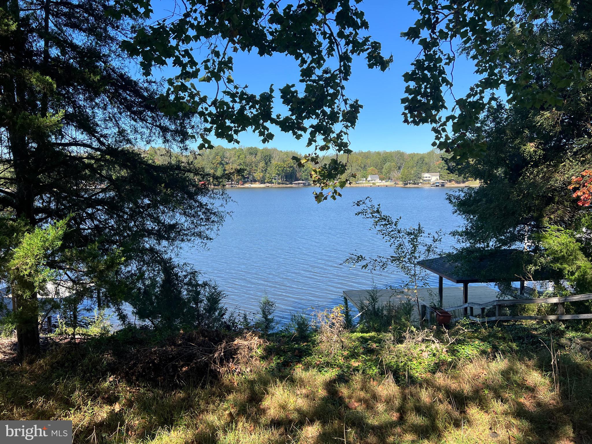 BLUE RIDGE SHORES - Land