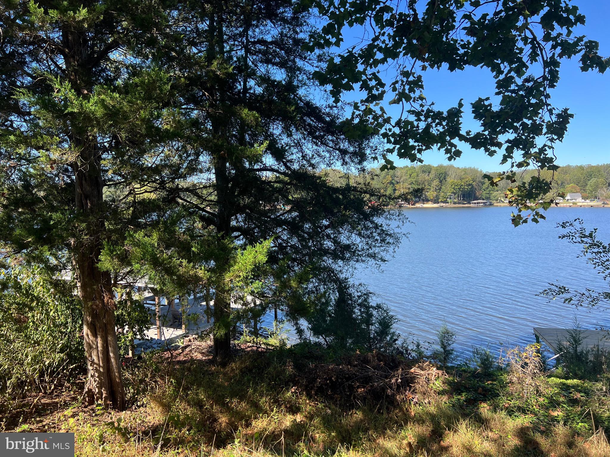 BLUE RIDGE SHORES - Land