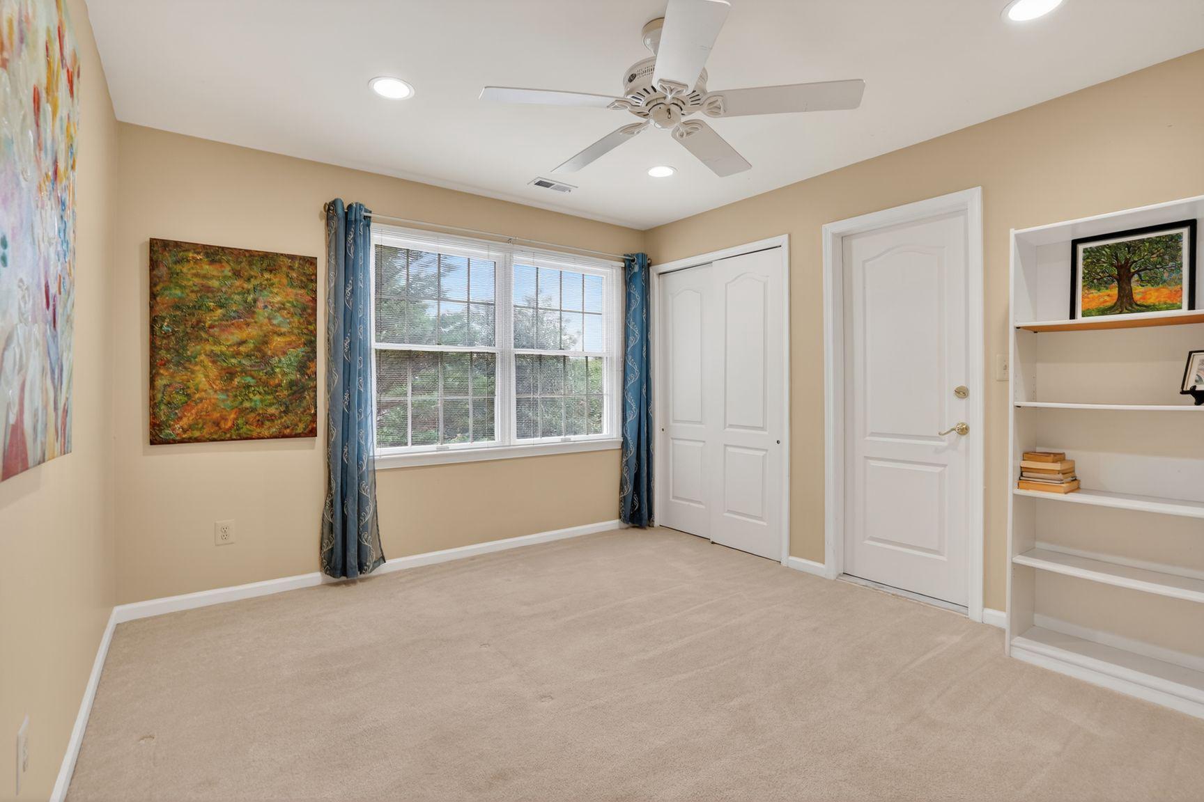 CENTURY OAK - Residential