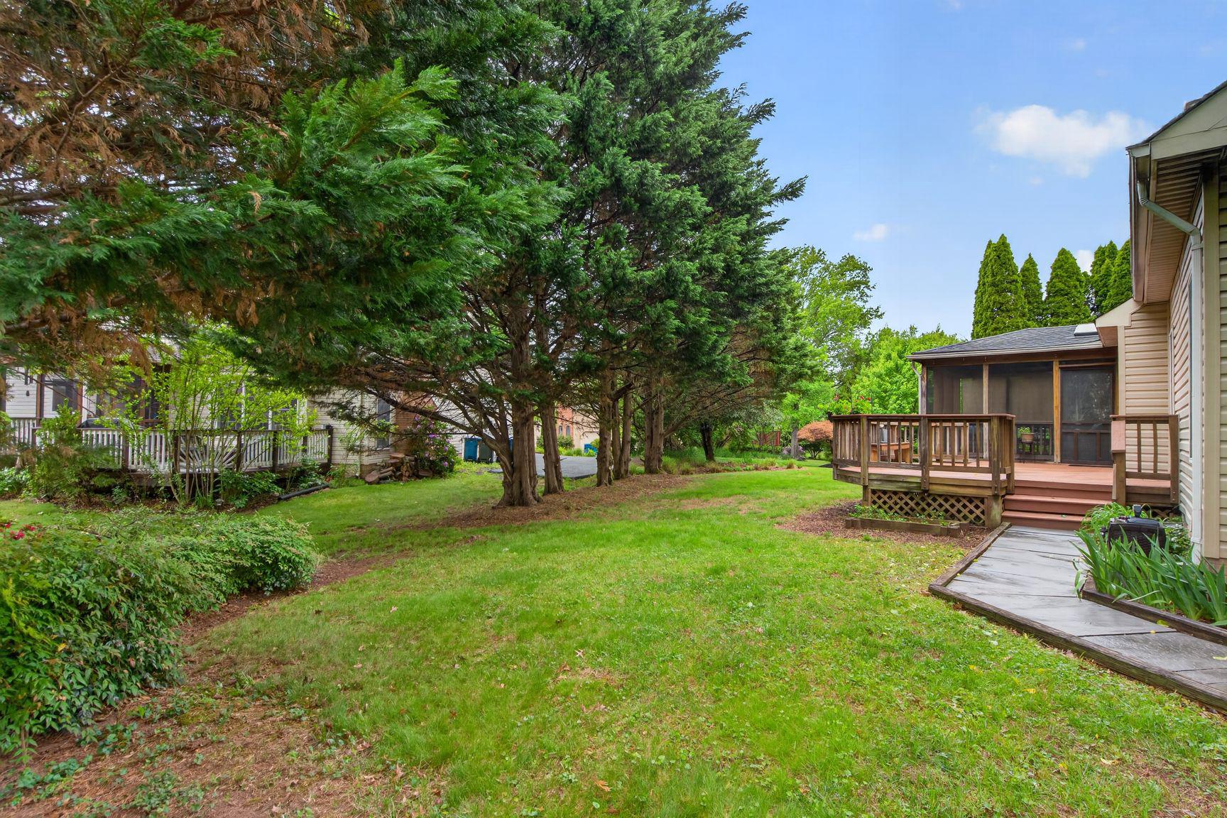 CENTURY OAK - Residential